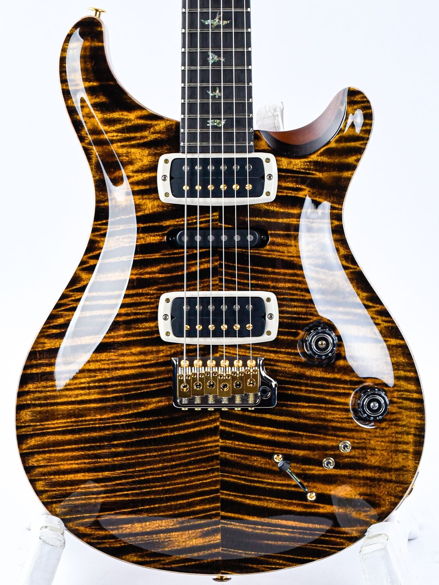 PRS Wood Library Modern Eagle V Yellow Tiger 10 Top