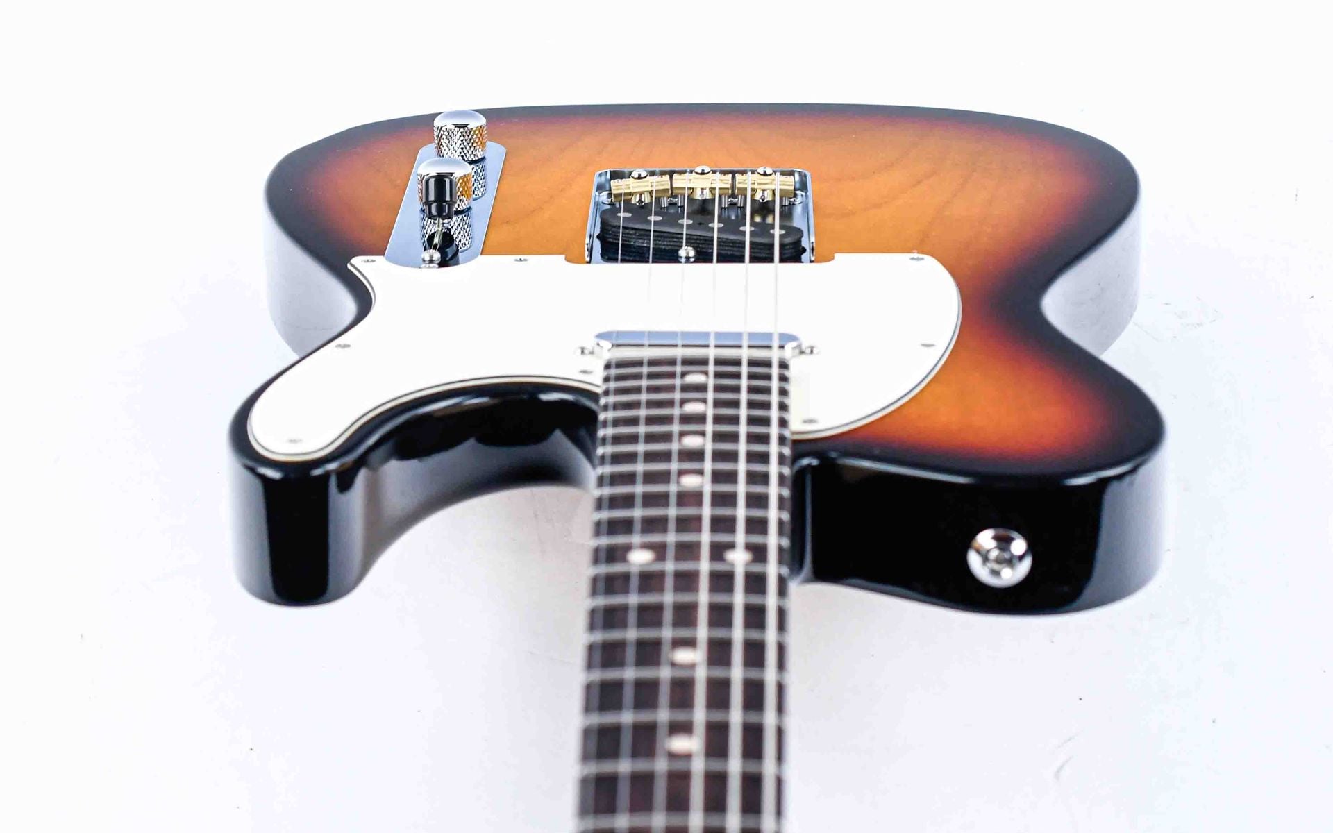 Suhr Classic T Antique 3 Tone Sunburst