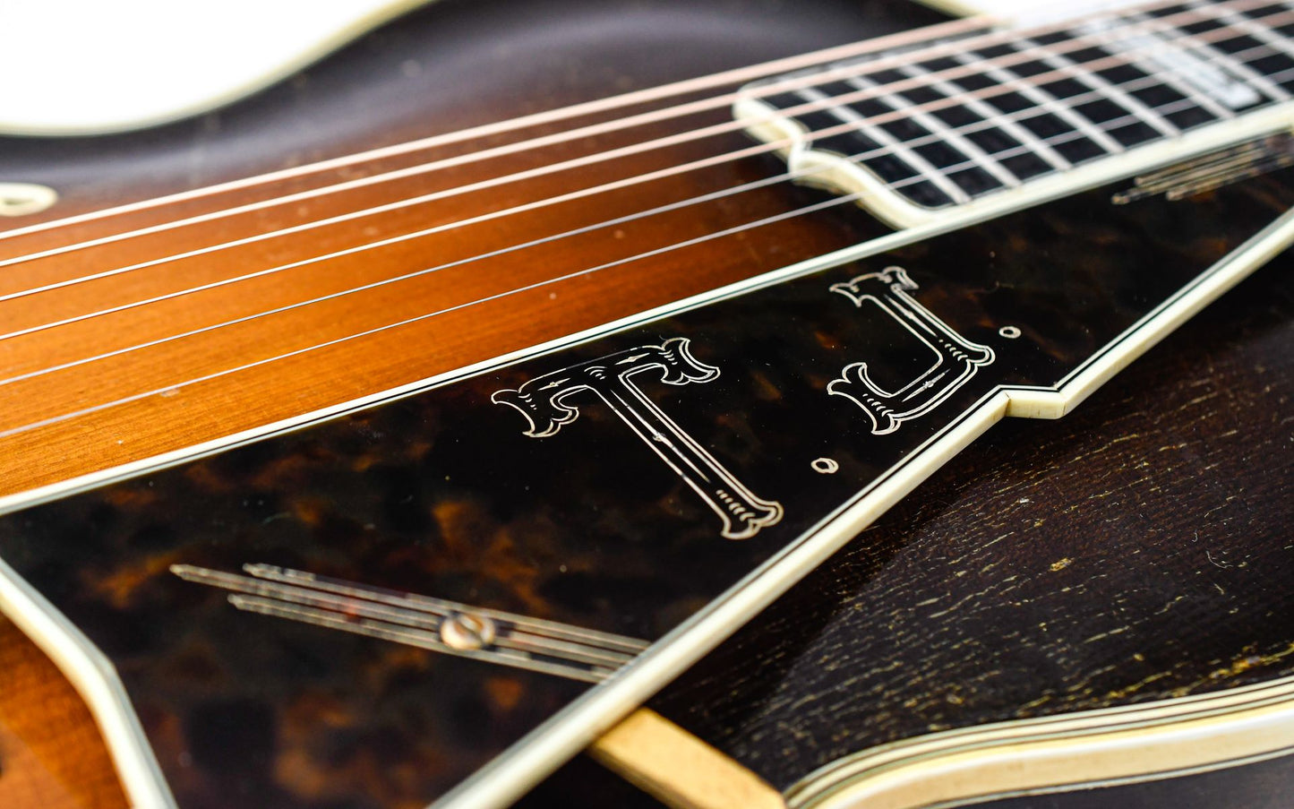 D'Angelico Excel T.J. Sunburst 1937