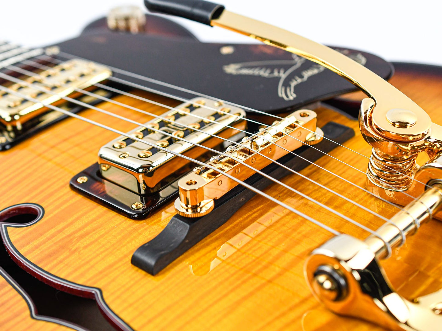 Gretsch Custom Shop G6136-CS Junior Double Cut 2 Tone Sunburst