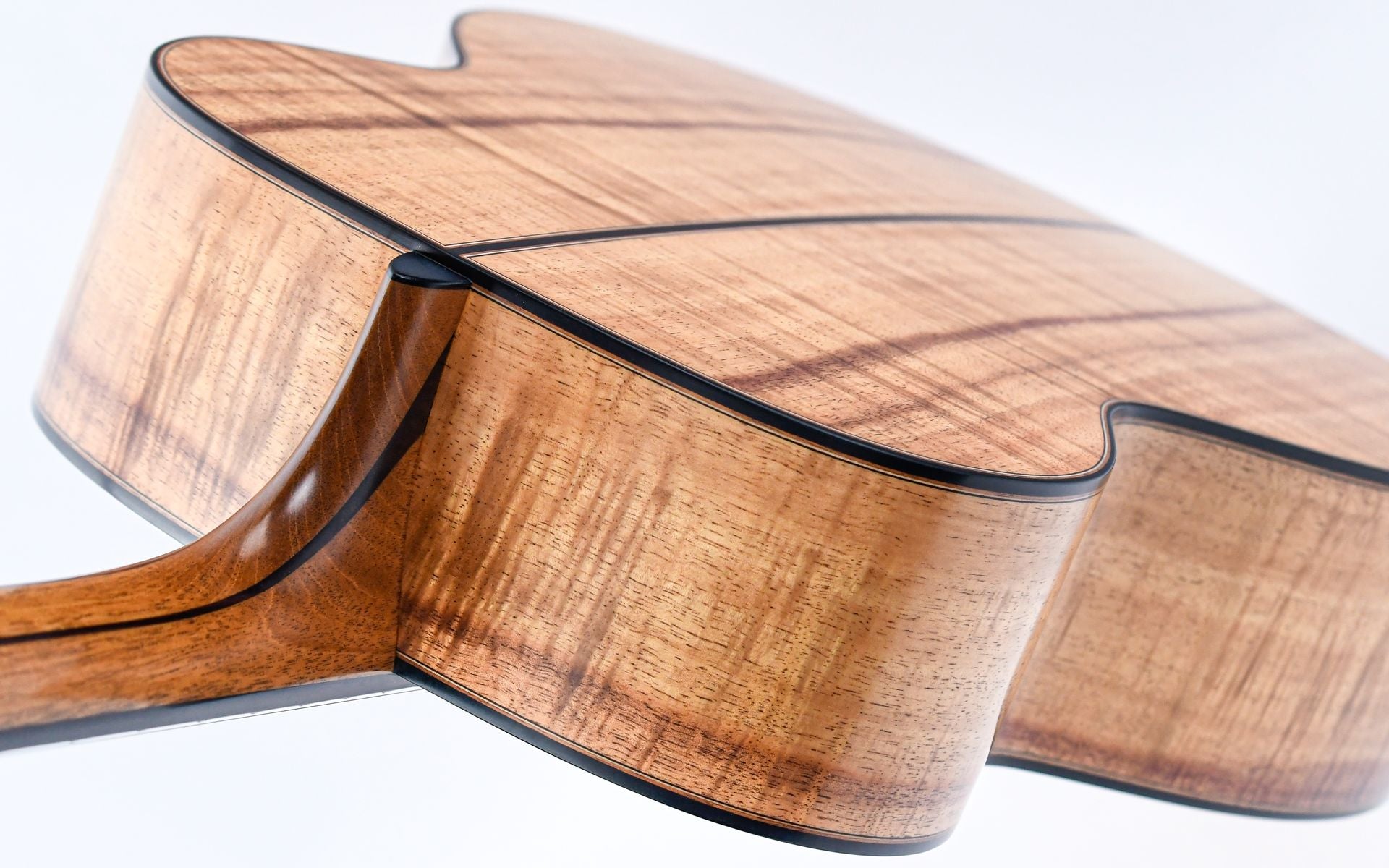 Lowden O50 All Mastergrade Koa 2022