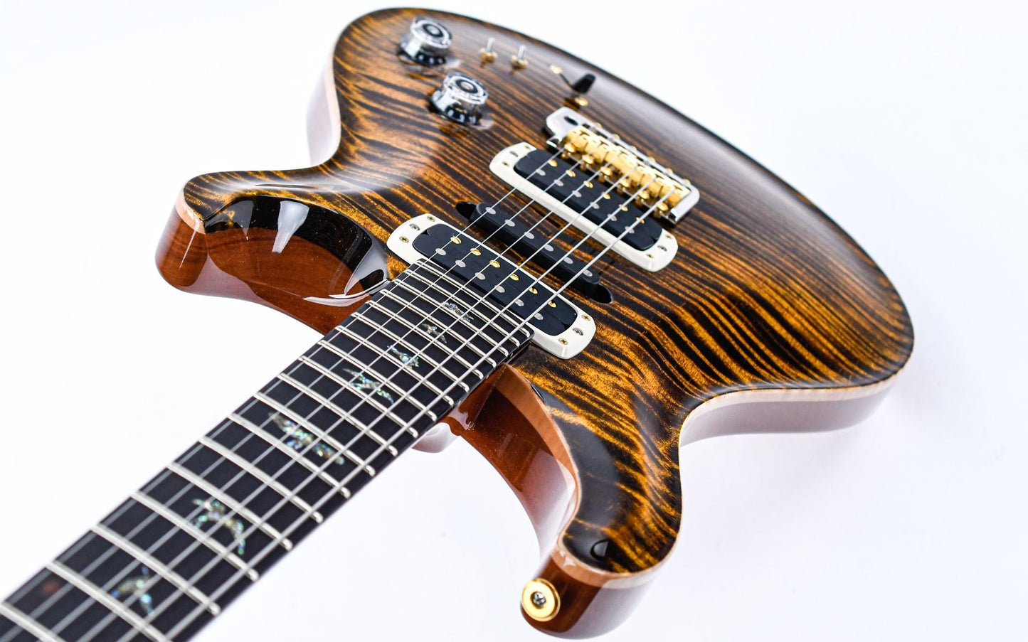 PRS Wood Library Modern Eagle V Yellow Tiger 10 Top
