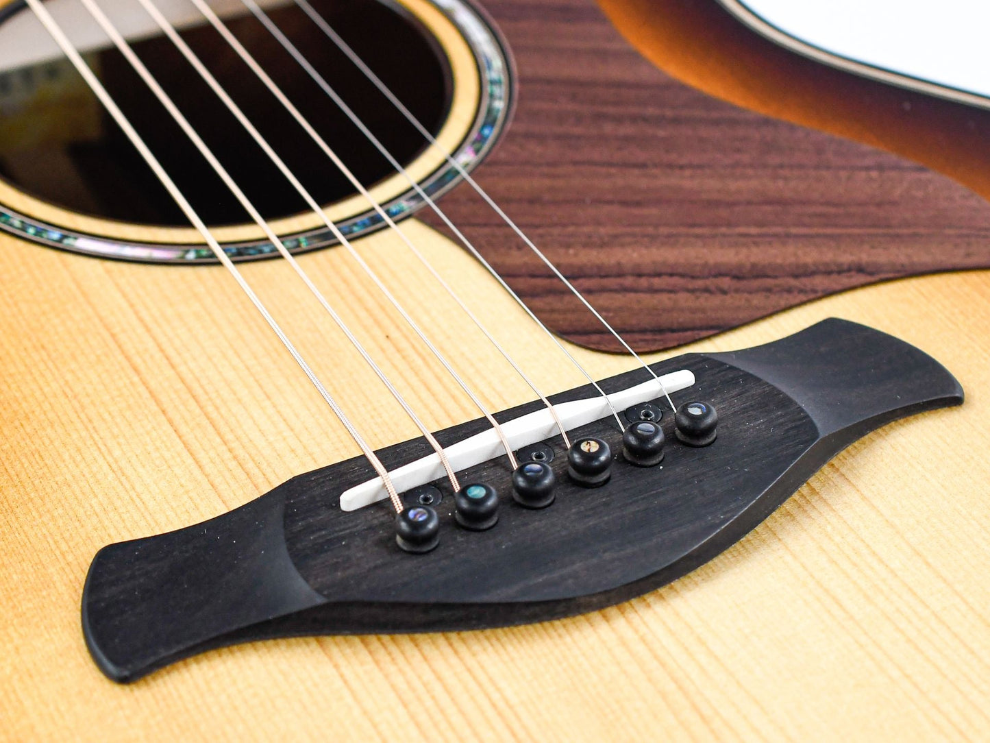 Taylor 814ce Builders Edition Honduran Rosewood Adirondack Shaded Edge Burst