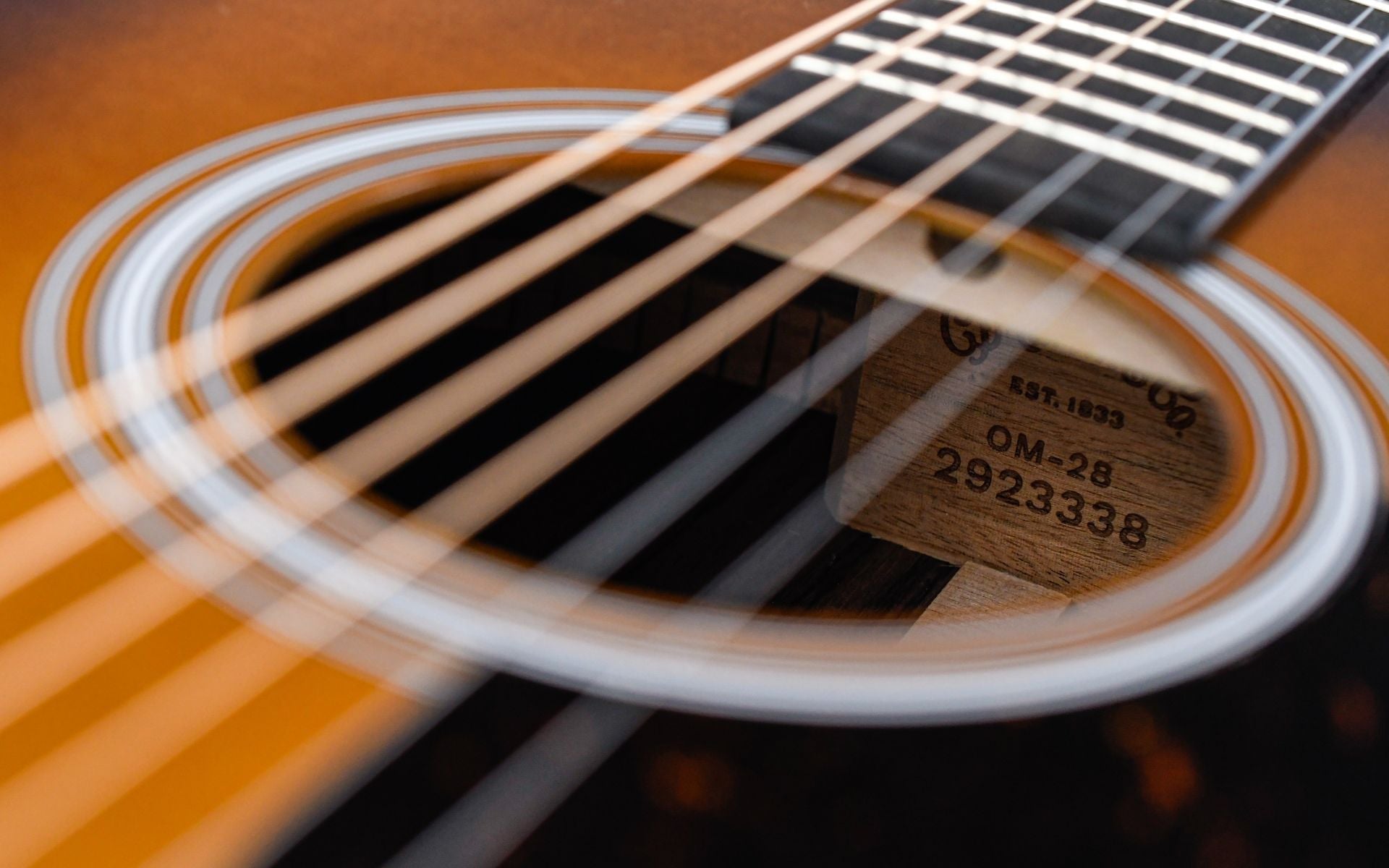 Martin OM28 Standard Refresh Ambertone