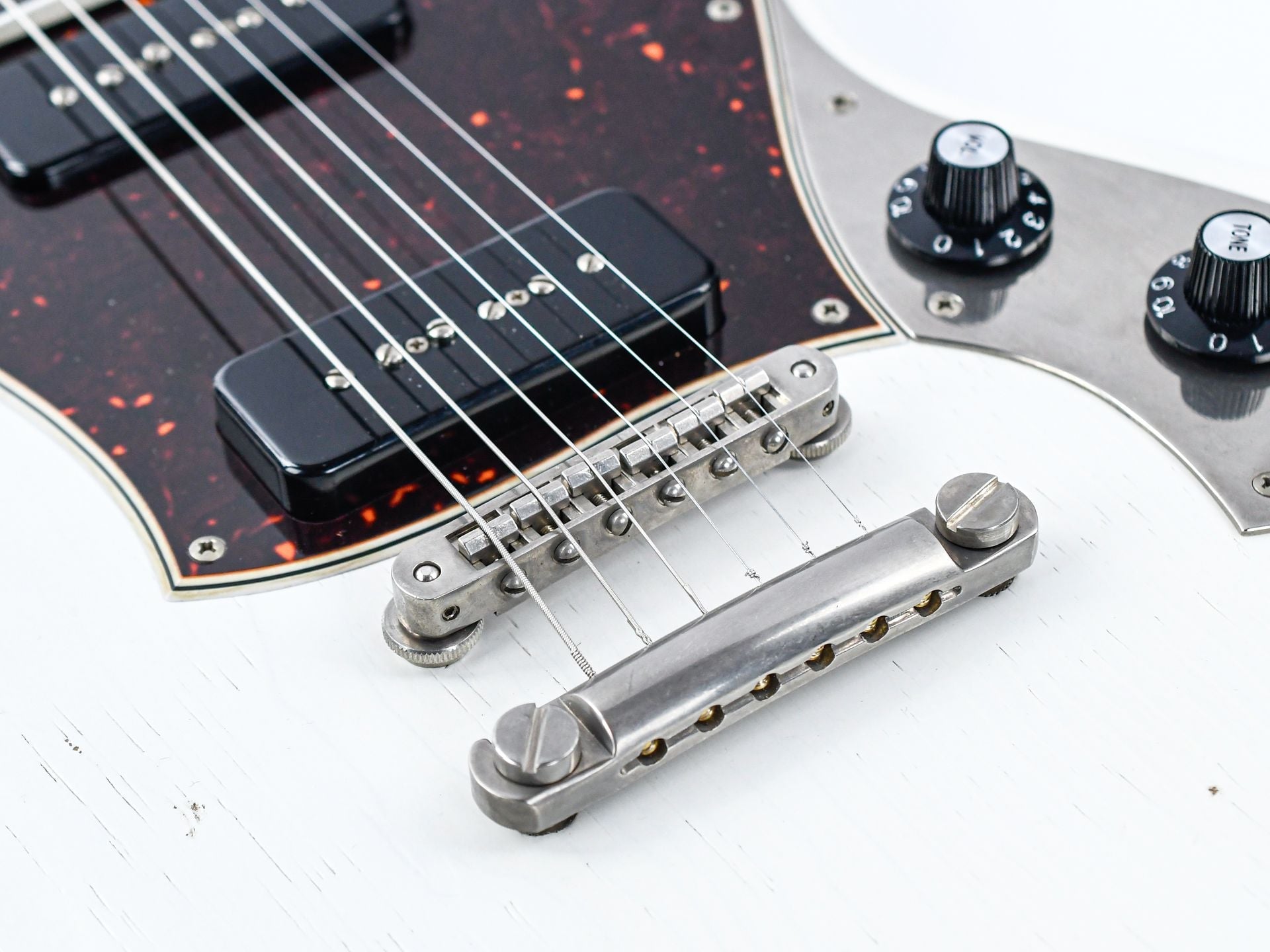 Novo Serus P2 Custom Olympic White