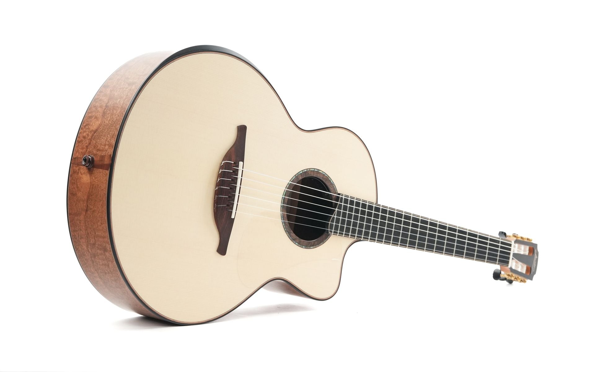Lowden S50J Mastergrade Quilted Mahogany Alpine Spruce