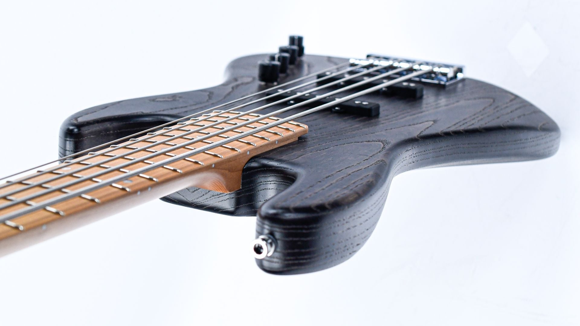 Sadowsky MasterBuilt 21 Fret Standard J/J Bass Swamp Ash Body 5-String Black Transparent Satin