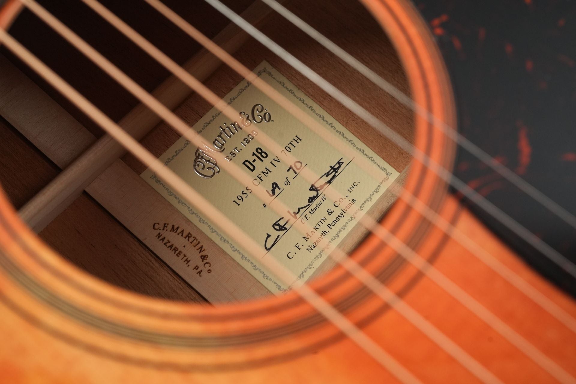 Martin D18 1955 CFM IV 70th 69 of 70 Limited Edition