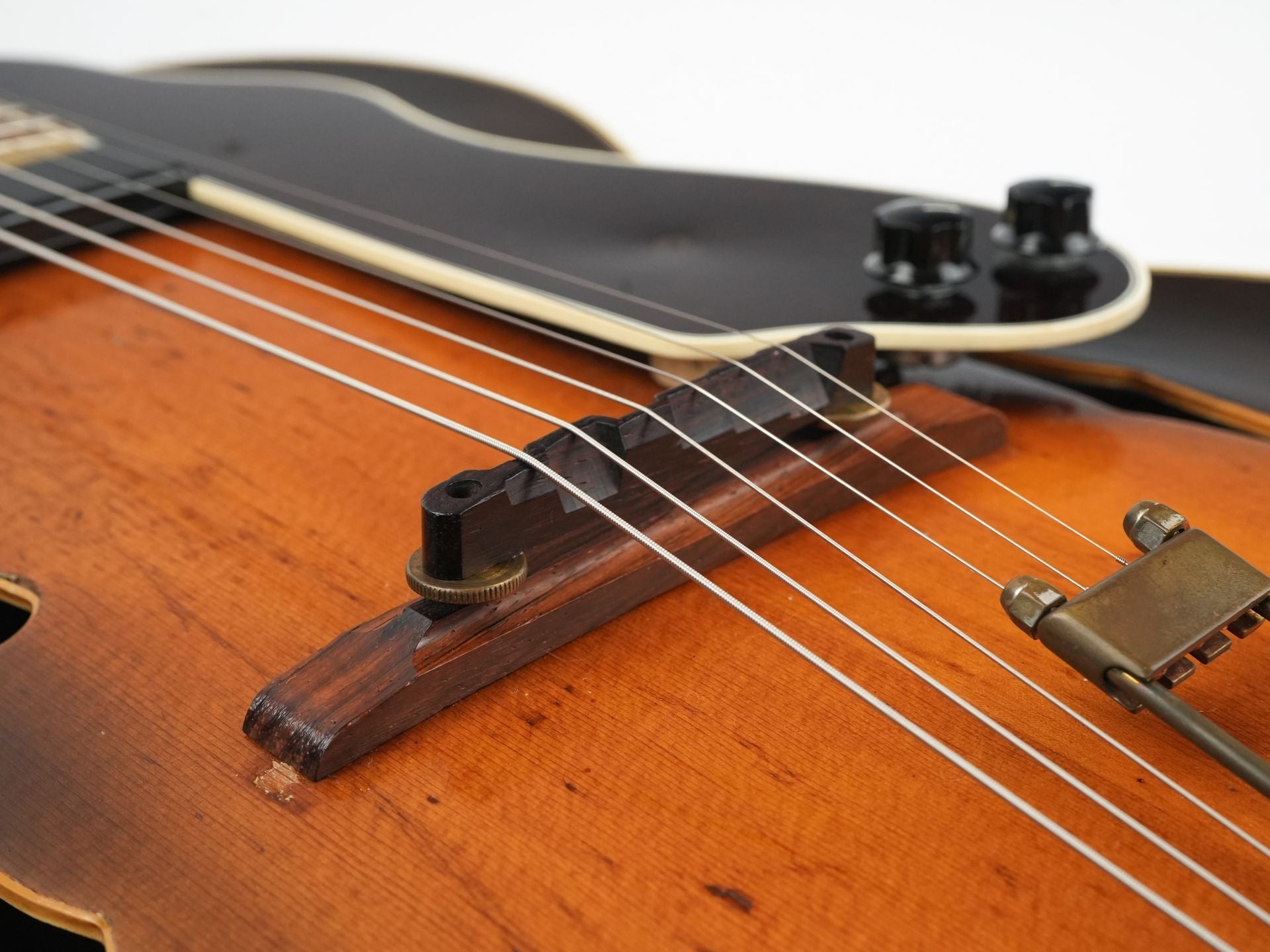 Epiphone Deluxe 1946