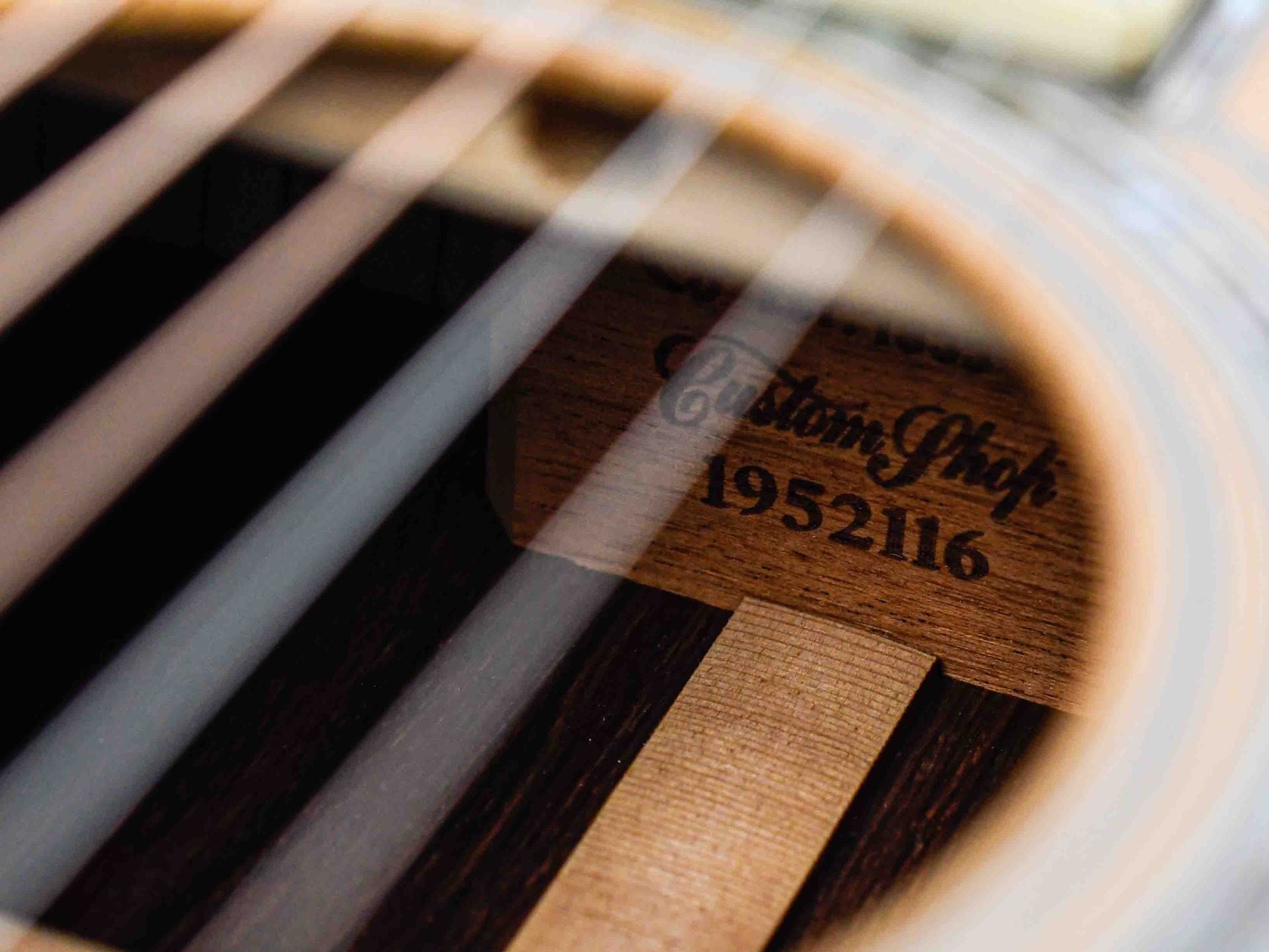 Martin Custom Shop 0042 Guatemalan Rosewood Torrefied Adirondack 2015