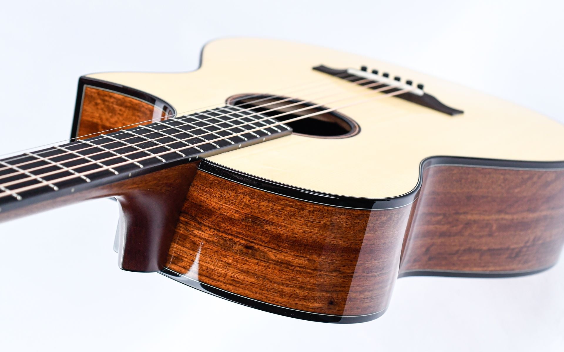 Volker Hörauf HO11 12 Fret African Koa Swiss Spruce