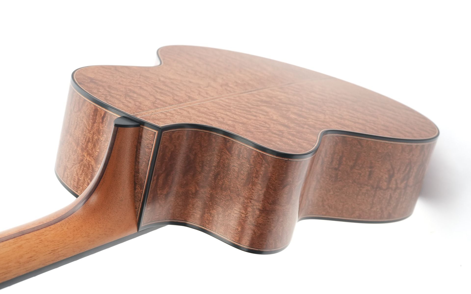 Lowden S50J Mastergrade Quilted Mahogany Alpine Spruce