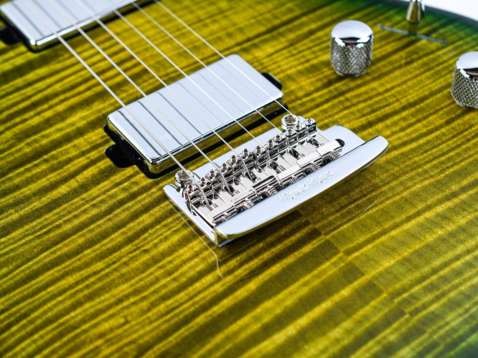 Music Man Luke 4 Maple Top Gator Burst