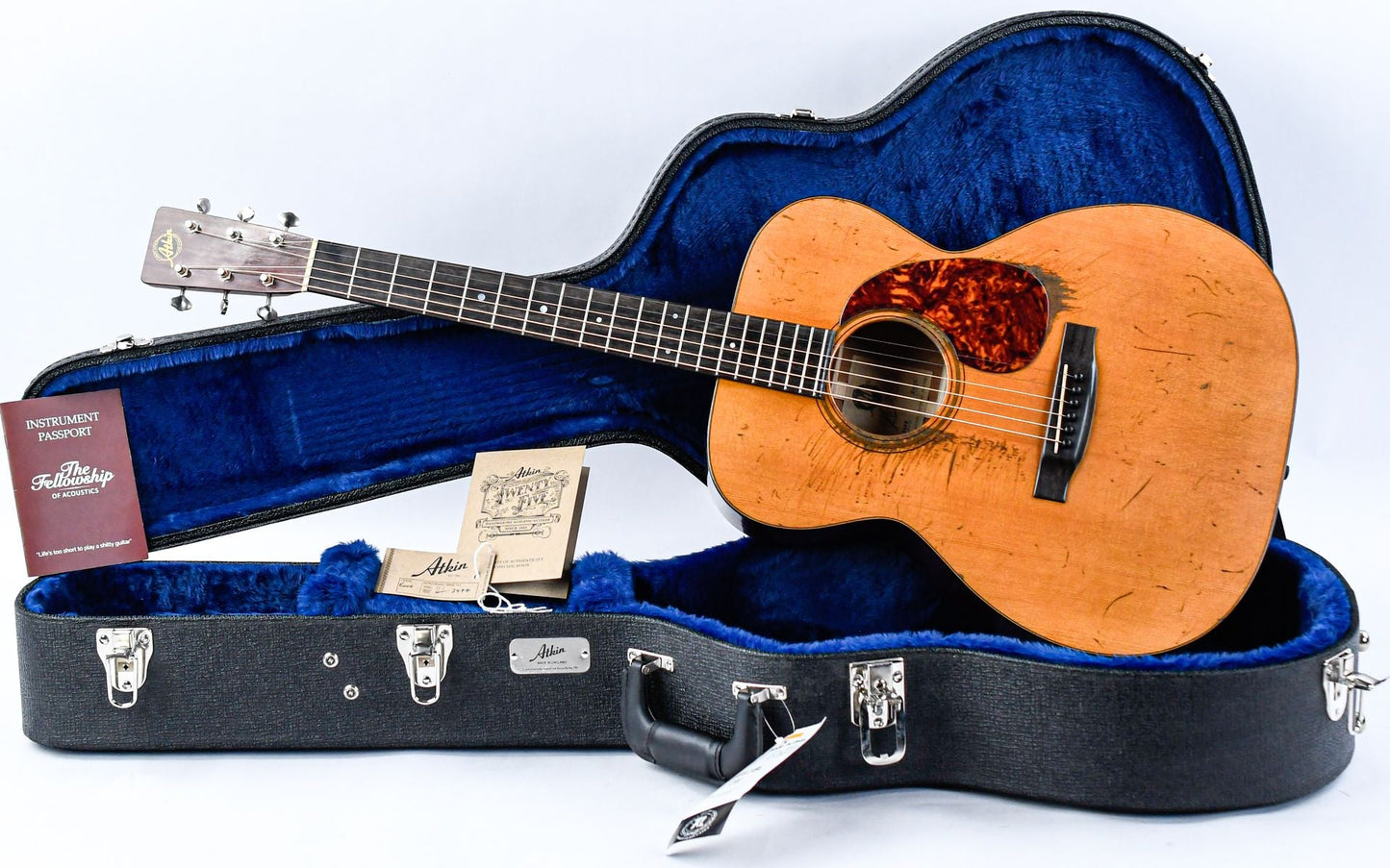 Atkin Essential 000 14 Fret Heavy Aged