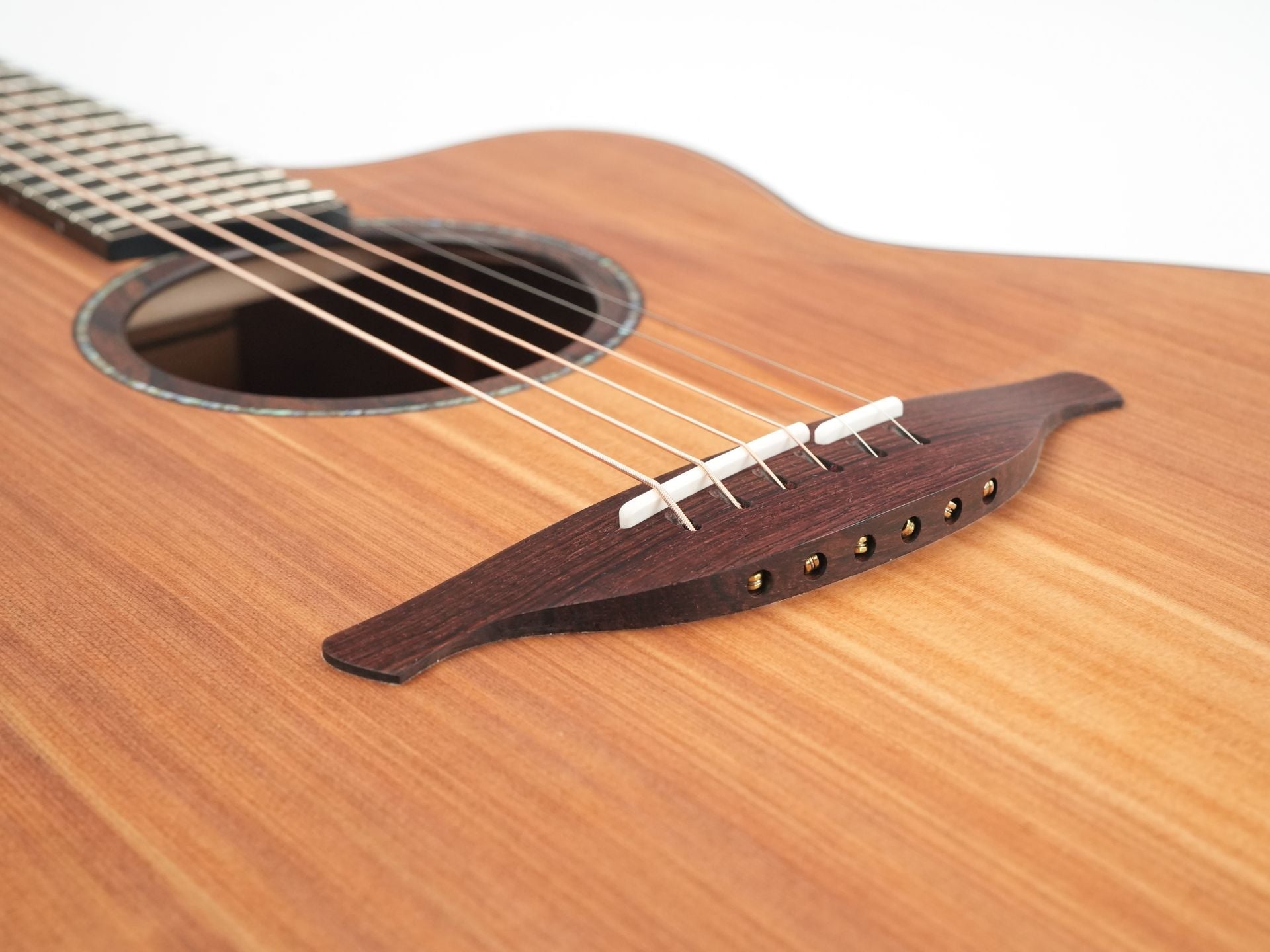 Lowden F50C Quilted Mastergrade Mahogany Red Cedar