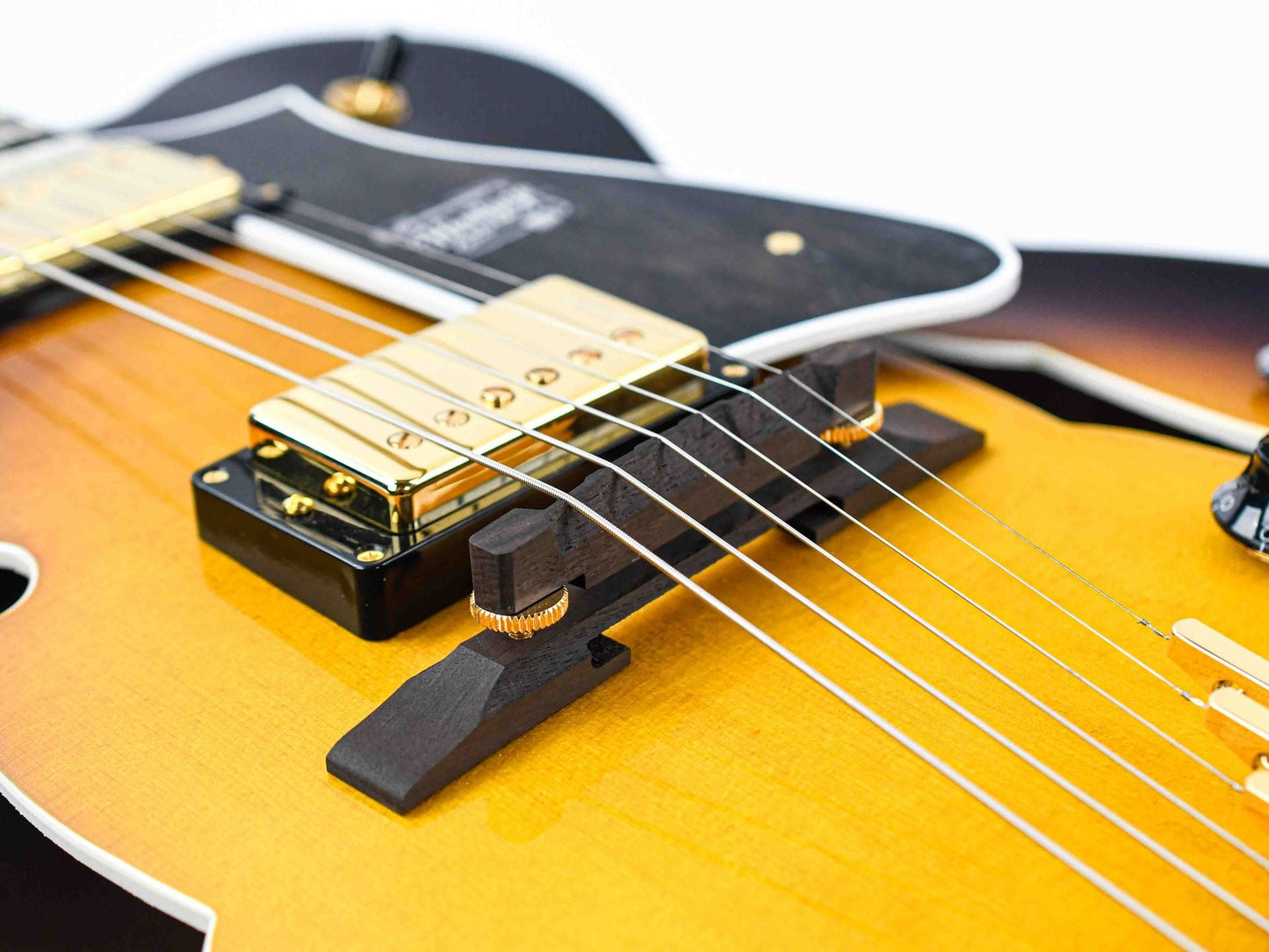 Heritage Eagle Classic Original Sunburst