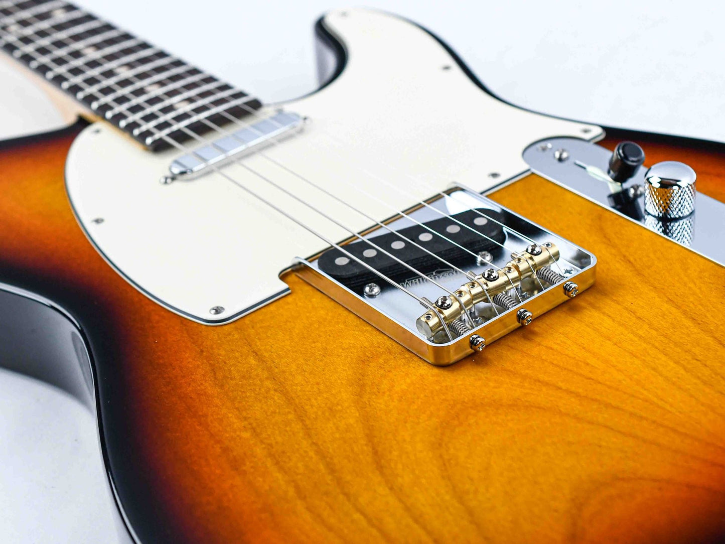 Suhr Classic T Antique 3 Tone Sunburst