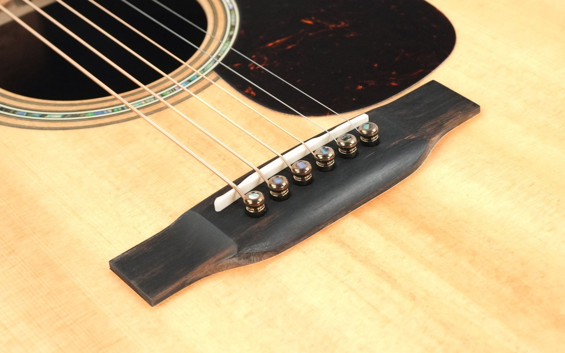 Martin D45 Modern Deluxe 2024