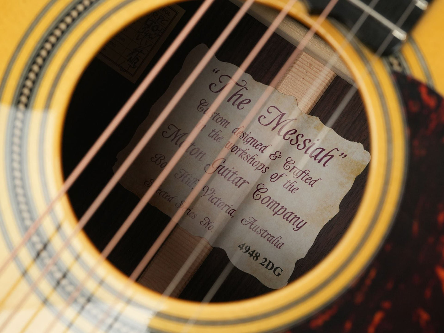 Maton Messiah EM100 808 Sunburst