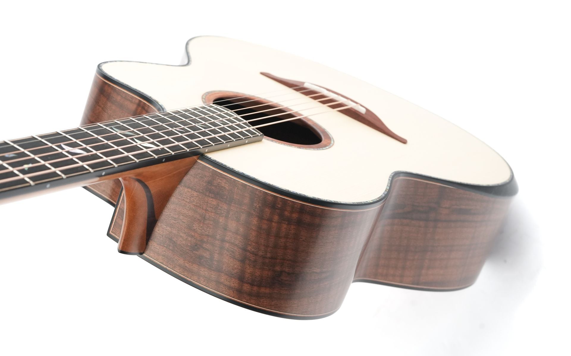 Lowden F50C Walnut Alpine Spruce