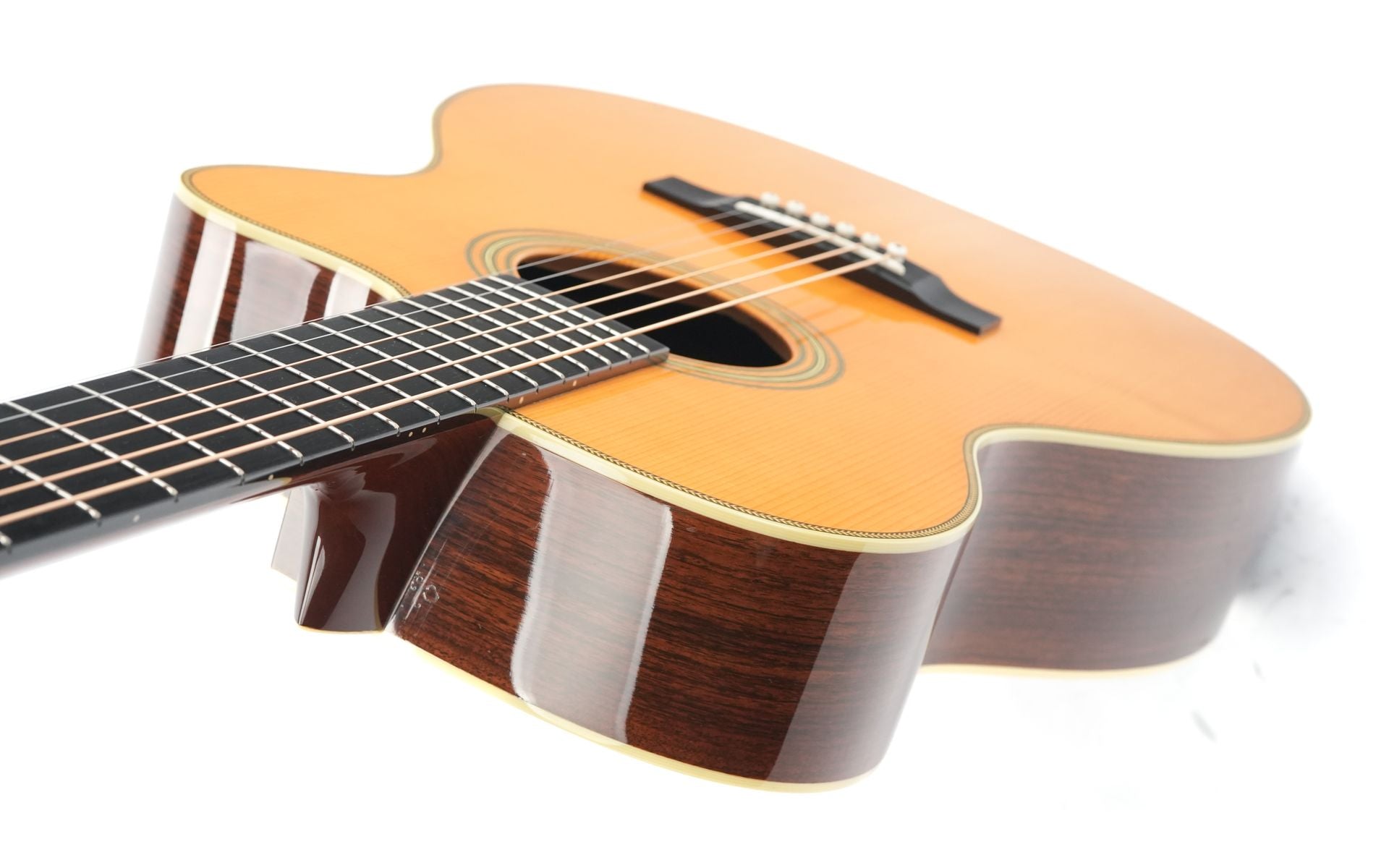 Martin OMC28 Laurence Juber 2004