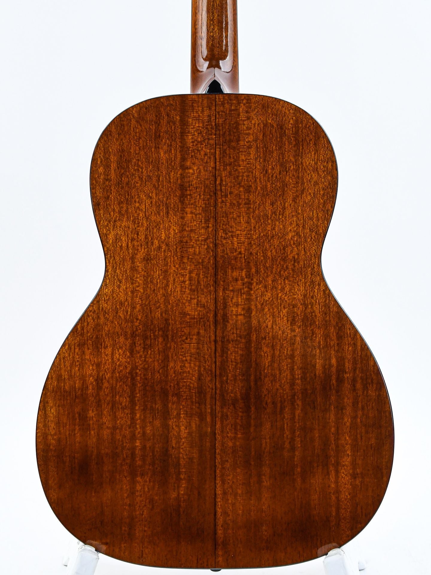 Atkin Essential 00S Natural Aged