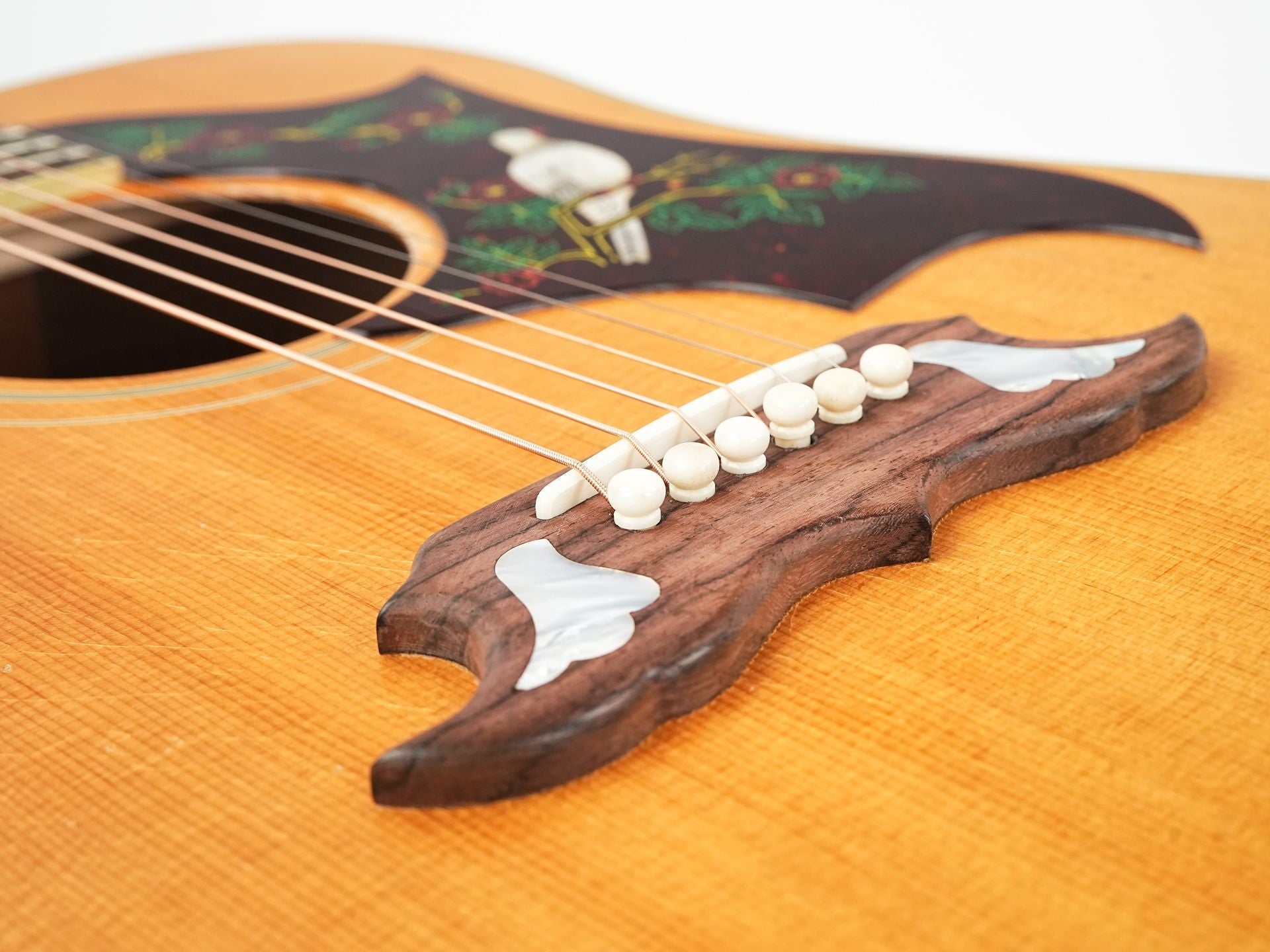 Gibson 1963 Dove Light Aged Natural