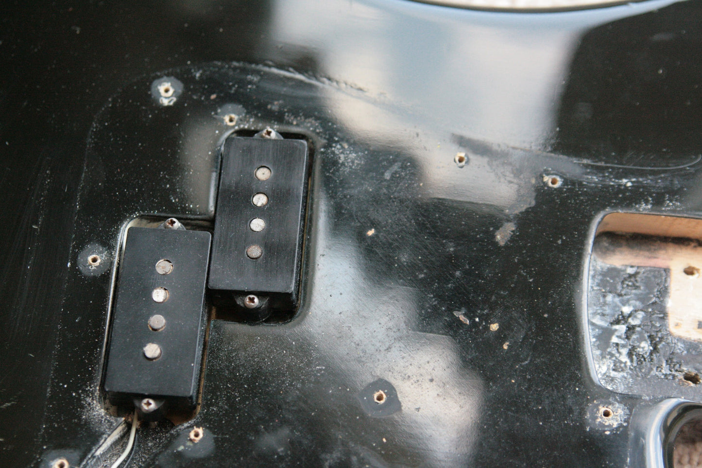 1974 Fender Precision Bass Fretless Black Custom Color - ALL ORIGINAL Vintage P! 1970’s, Maple Board