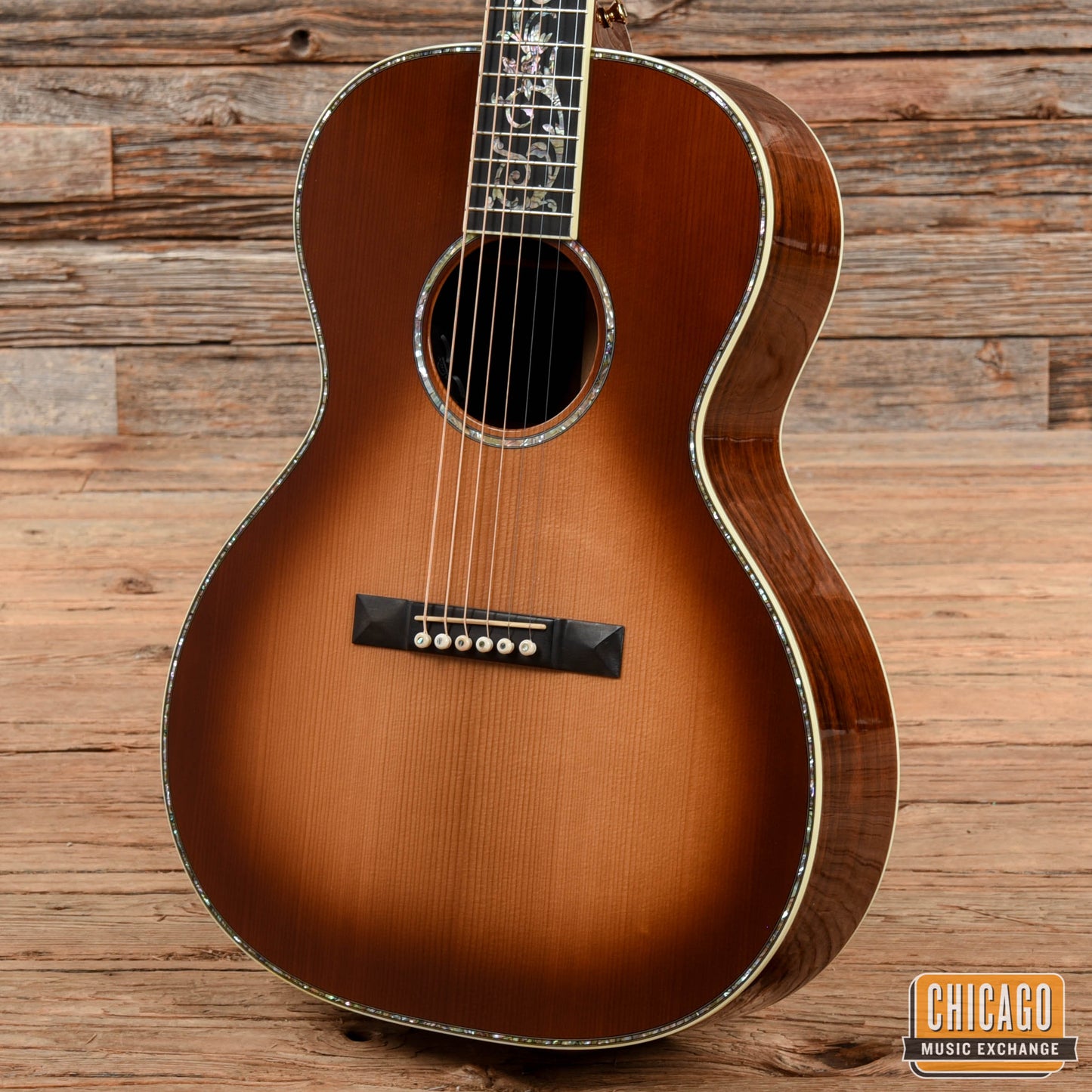 Martin "OO" 14-Fret 2015 NAMM Summer Special Sunburst 2015