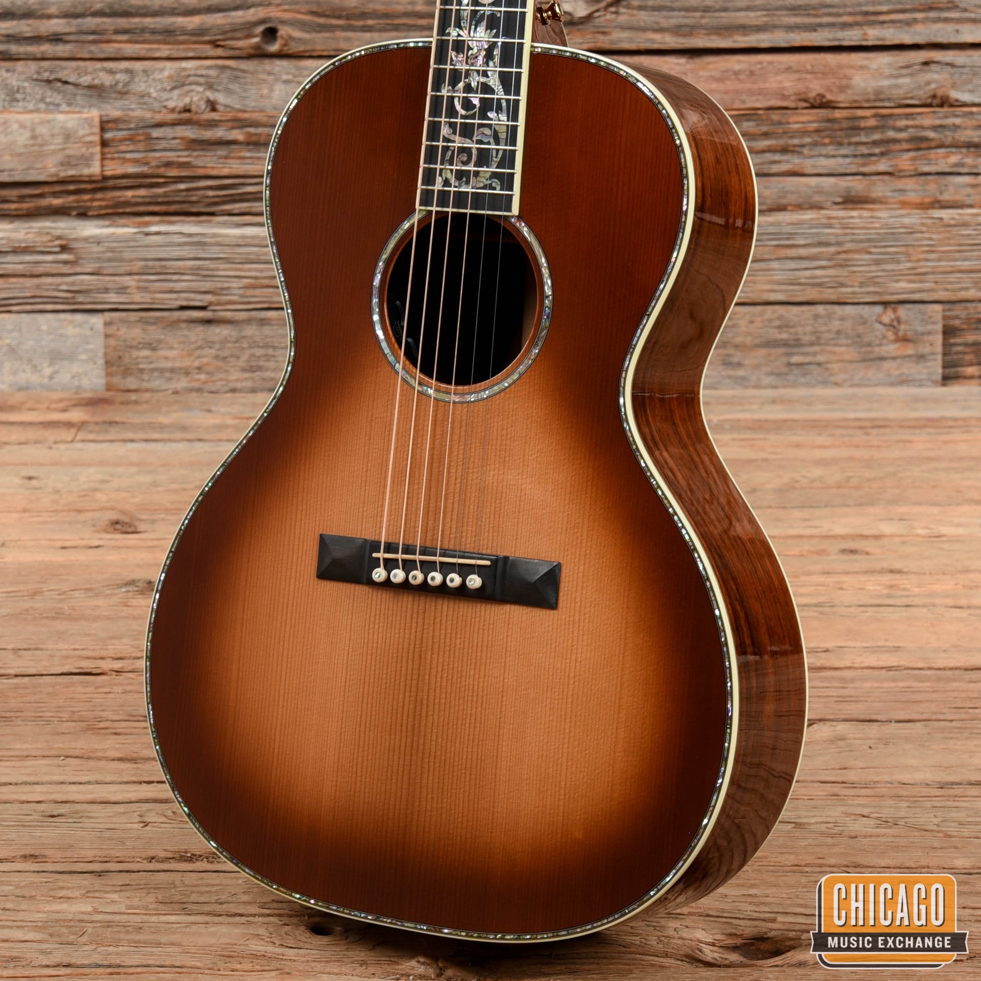Martin "OO" 14-Fret 2015 NAMM Summer Special Sunburst 2015