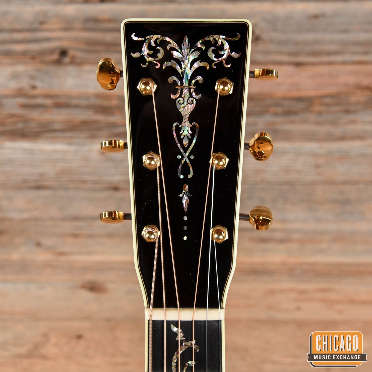 Martin "OO" 14-Fret 2015 NAMM Summer Special Sunburst 2015