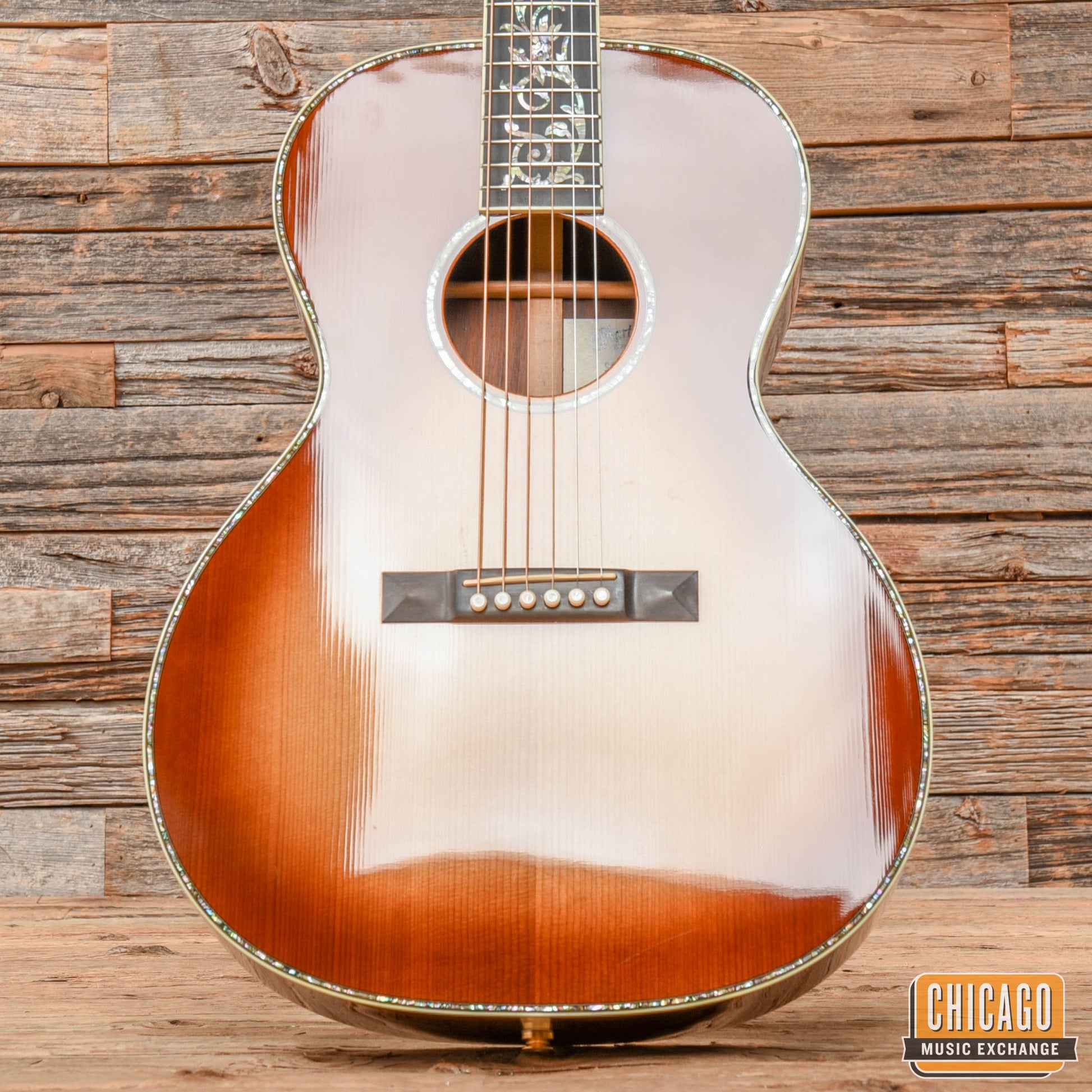 Martin "OO" 14-Fret 2015 NAMM Summer Special Sunburst 2015