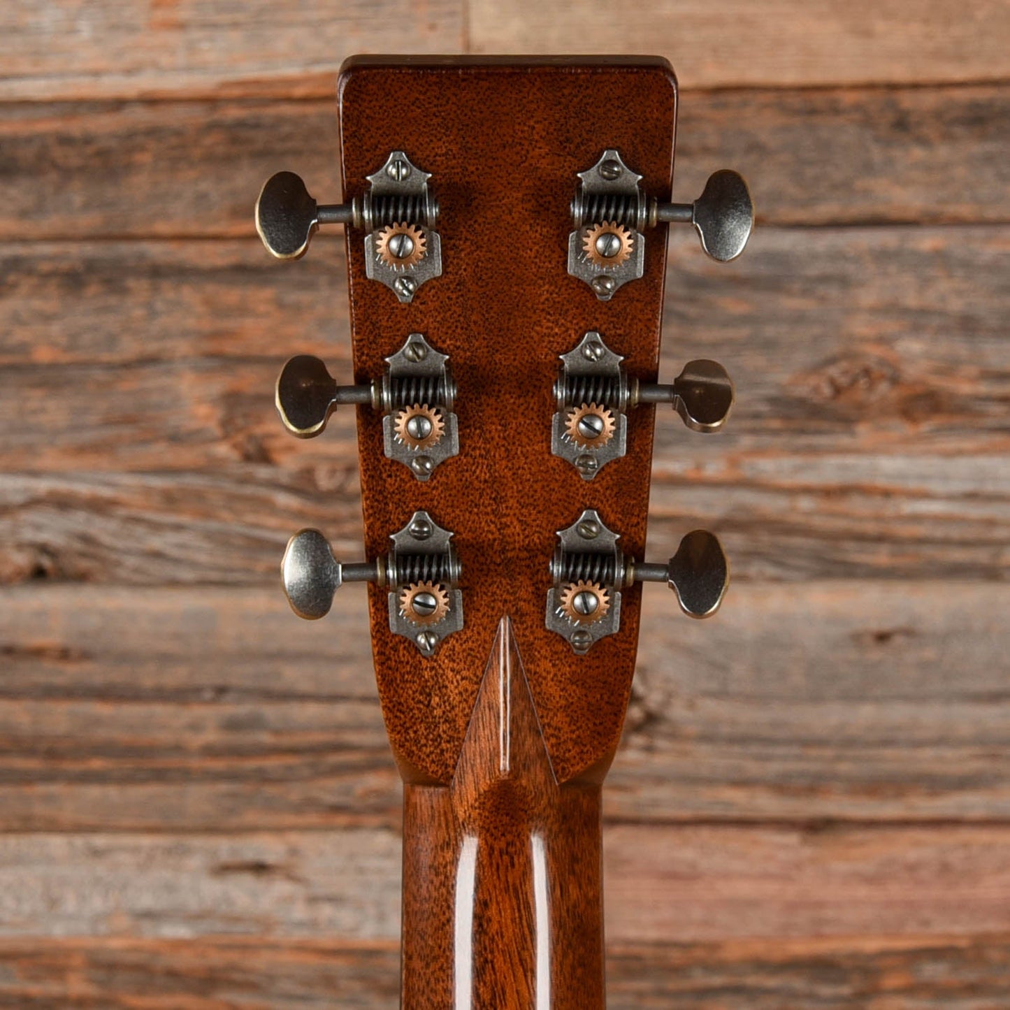 Martin D-28 Authentic 1937 Aged Natural 2025 LEFTY