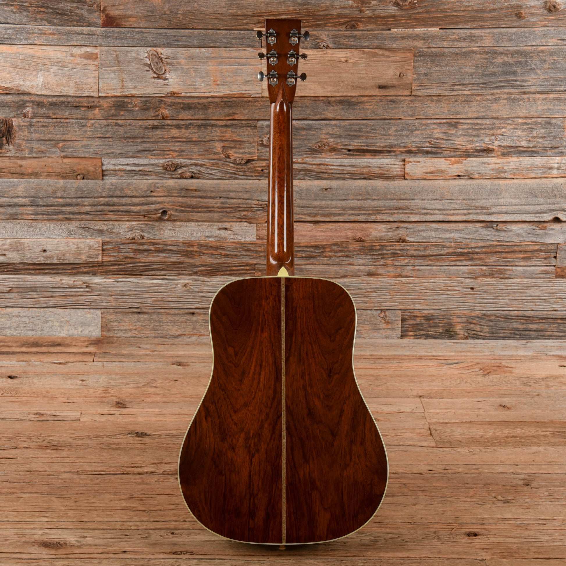 Martin D-28 Authentic 1937 Aged Natural 2025 LEFTY