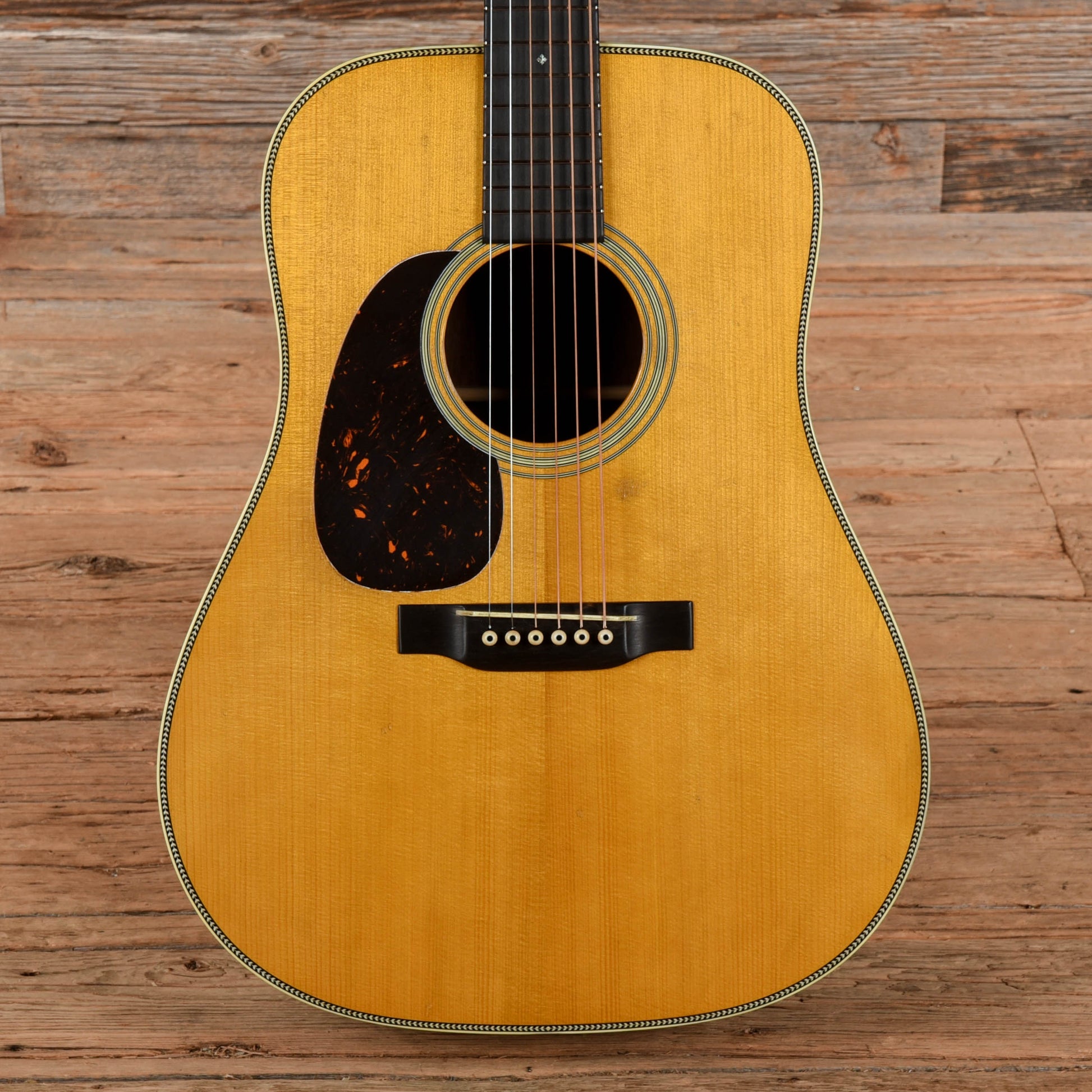 Martin D-28 Authentic 1937 Aged Natural 2025 LEFTY
