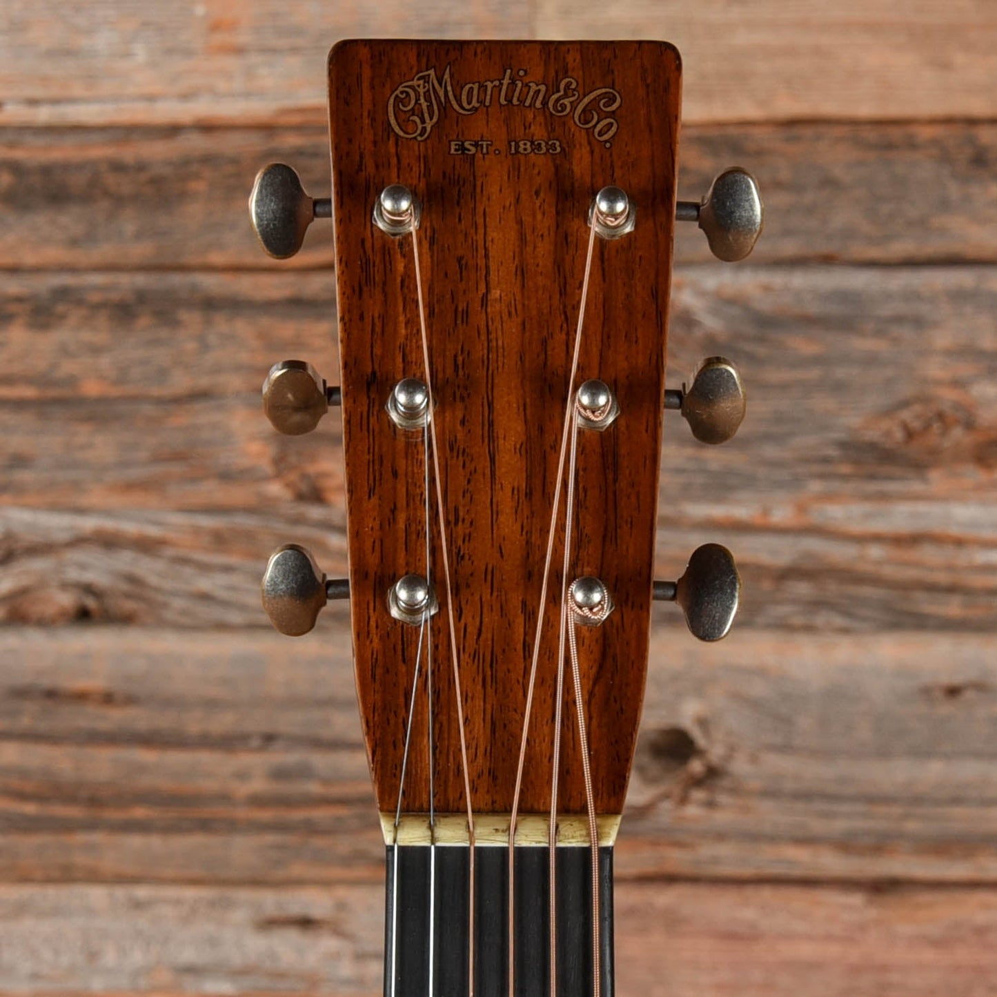 Martin D-28 Authentic 1937 Aged Natural 2025 LEFTY