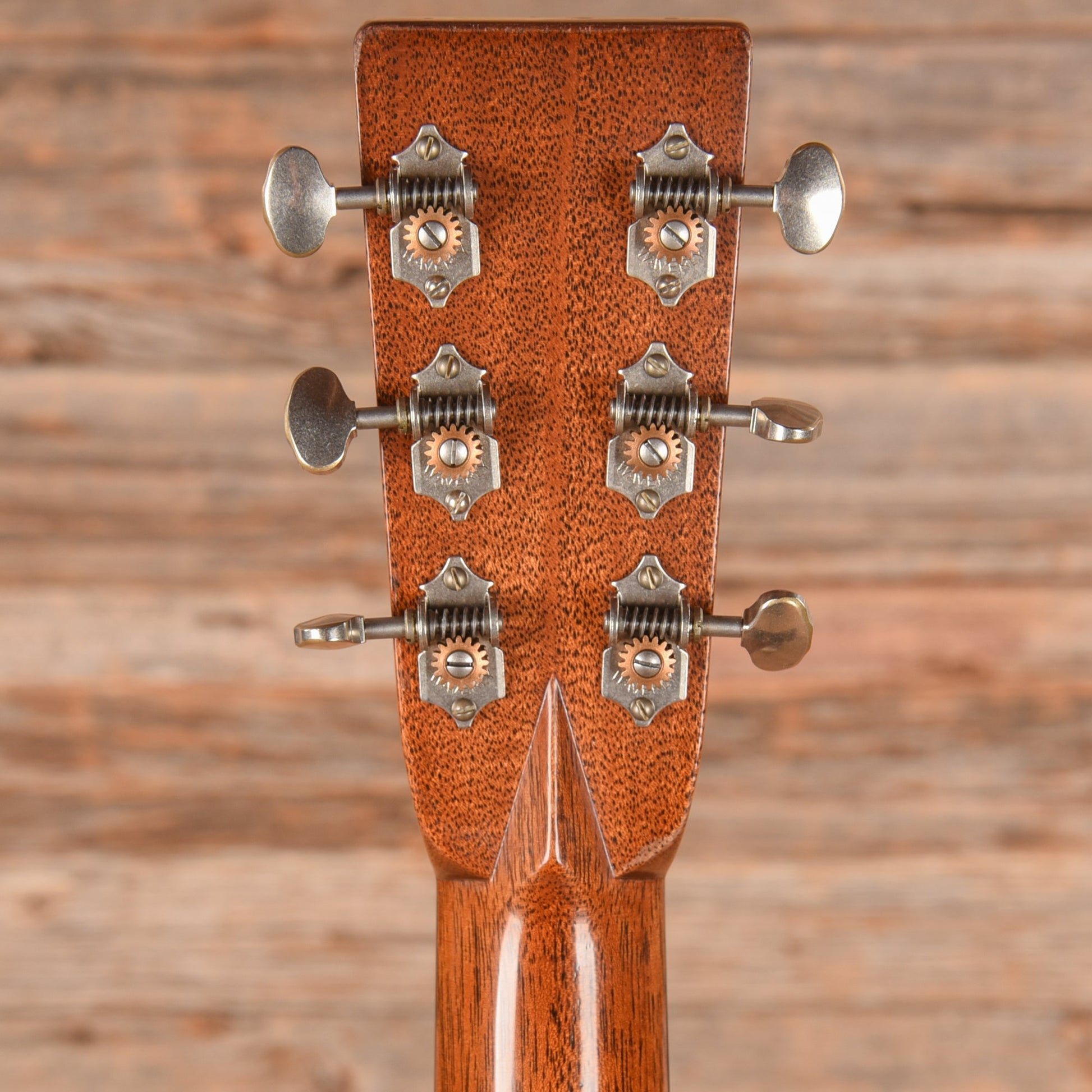 Martin D-28 Authentic 1937 Aged Natural 2025
