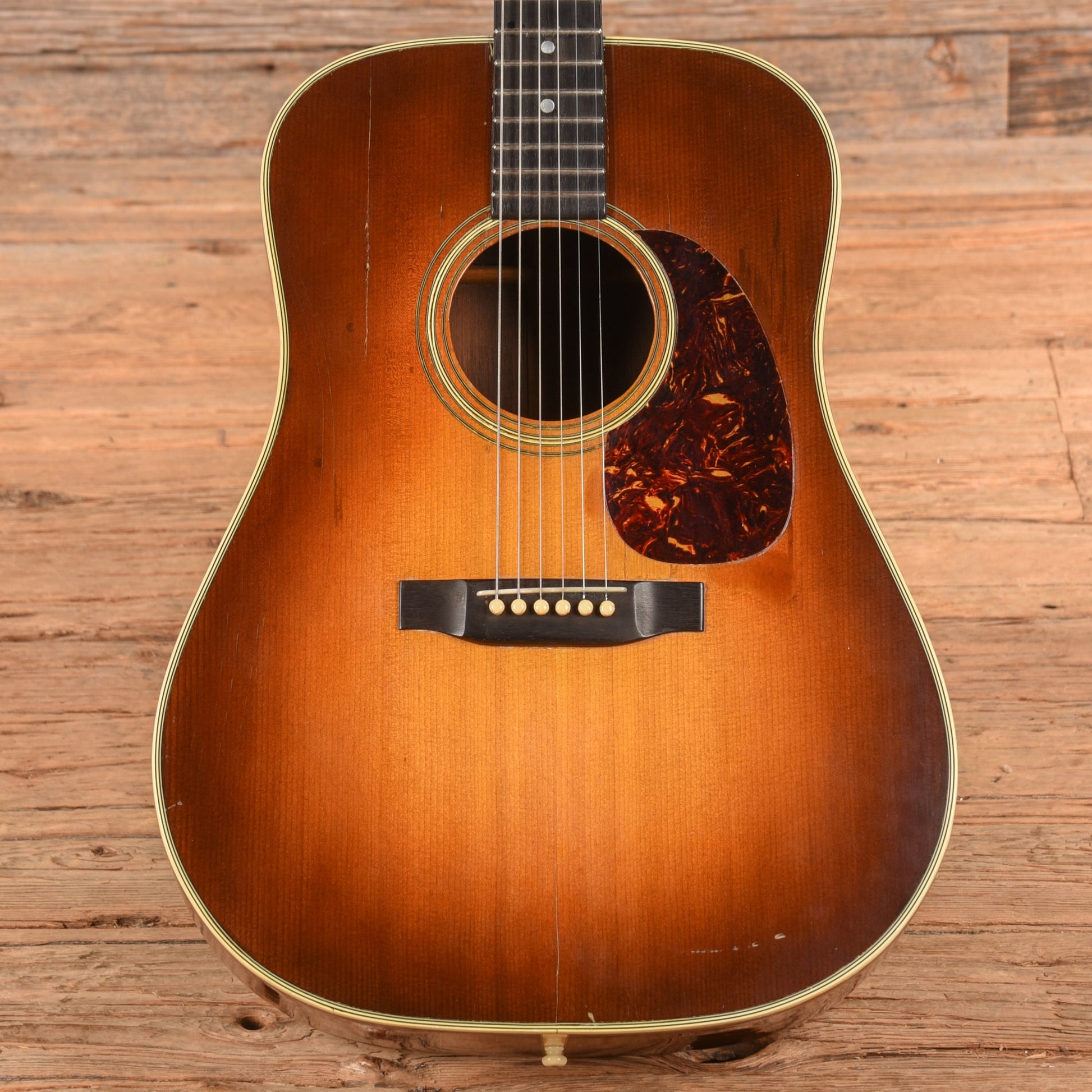 Martin D-28 Sunburst 1964