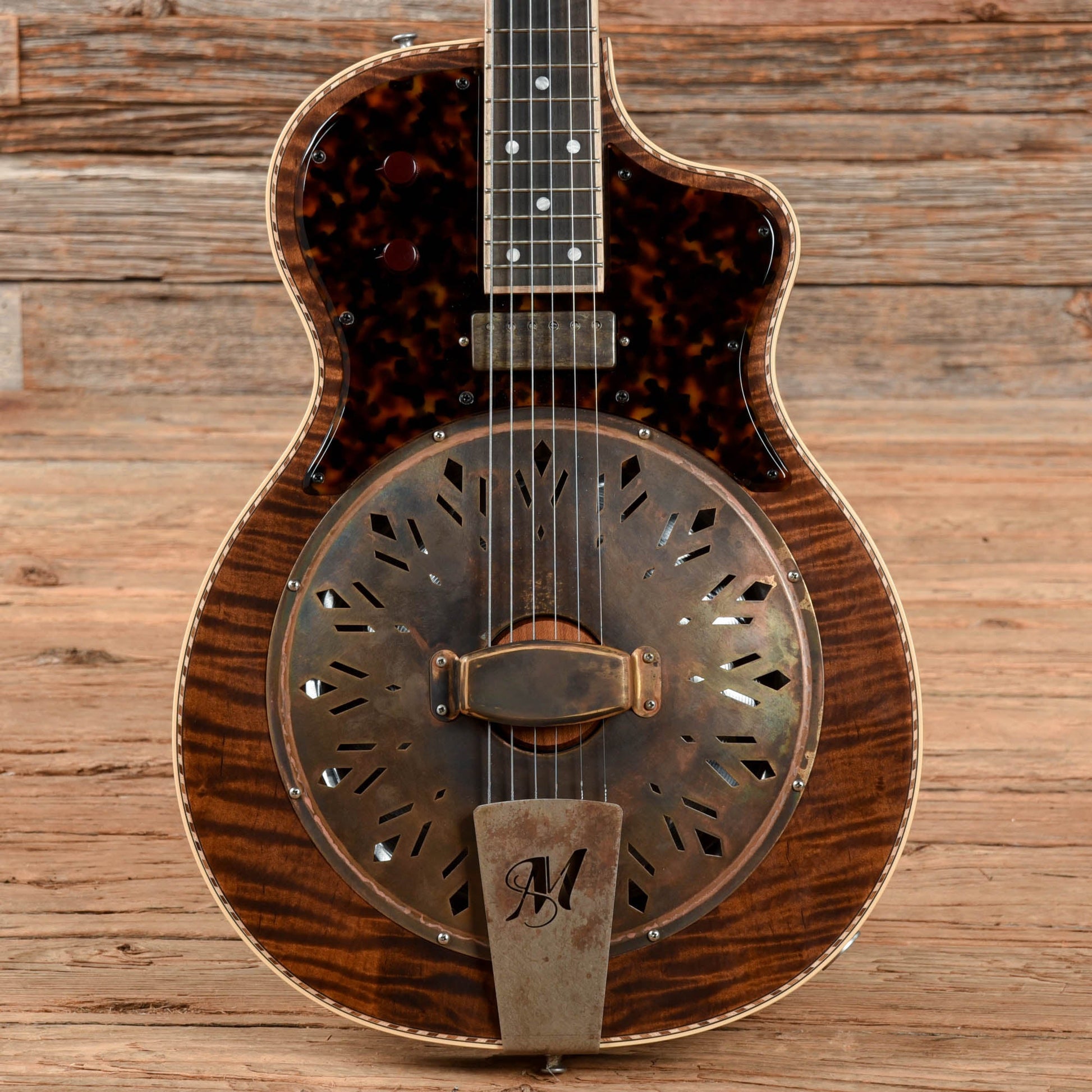 Mule Custom Mavis Cutaway Flame Maple Top Natural