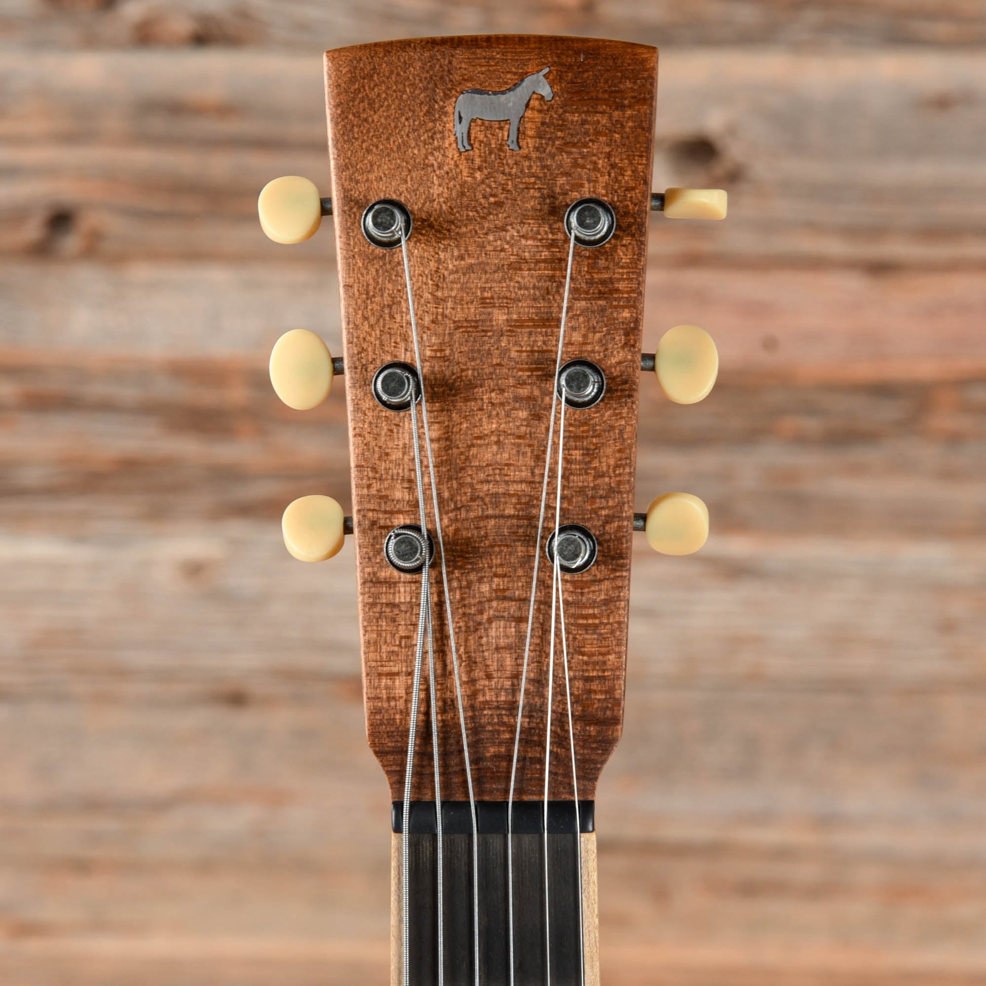 Mule Custom Mavis Cutaway Flame Maple Top Natural