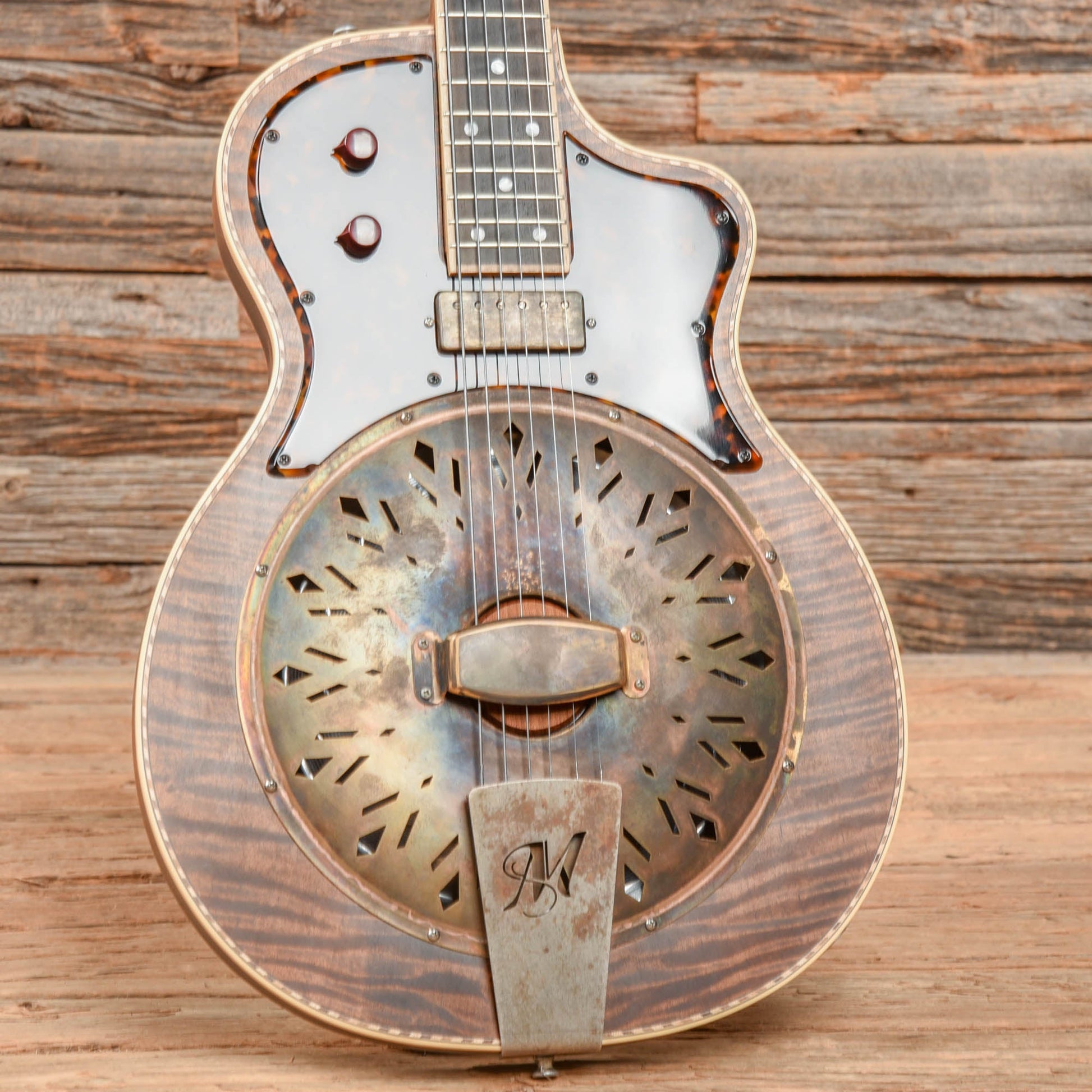 Mule Custom Mavis Cutaway Flame Maple Top Natural