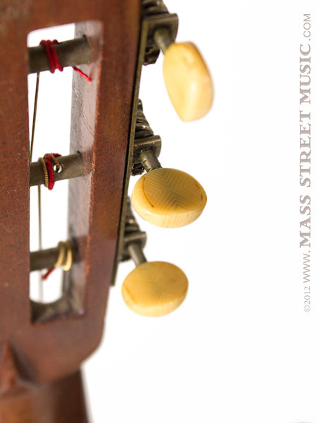 Martin Acoustic Guitars - 1926 00-28