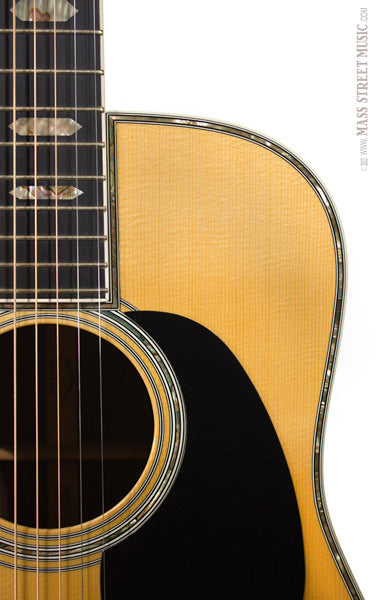 Martin Acoustic Guitars - 1992 D-45