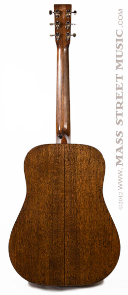Leo Posch Acoustic Guitars - D-M