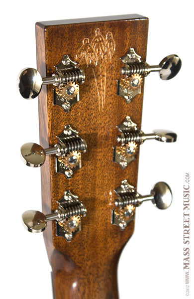 Leo Posch Acoustic Guitars - D-M