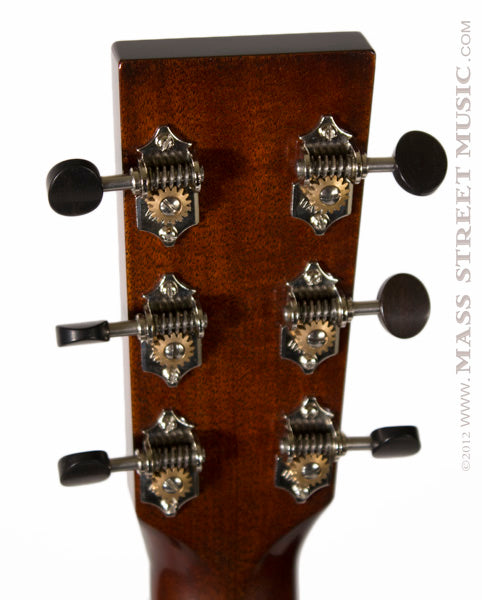 Leo Posch Acoustic Guitars - OM-M