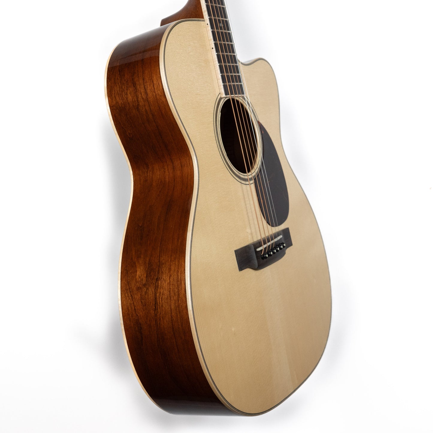 Martin Custom Shop OM-14F Cutaway, High Altitude Spruce / Cherry