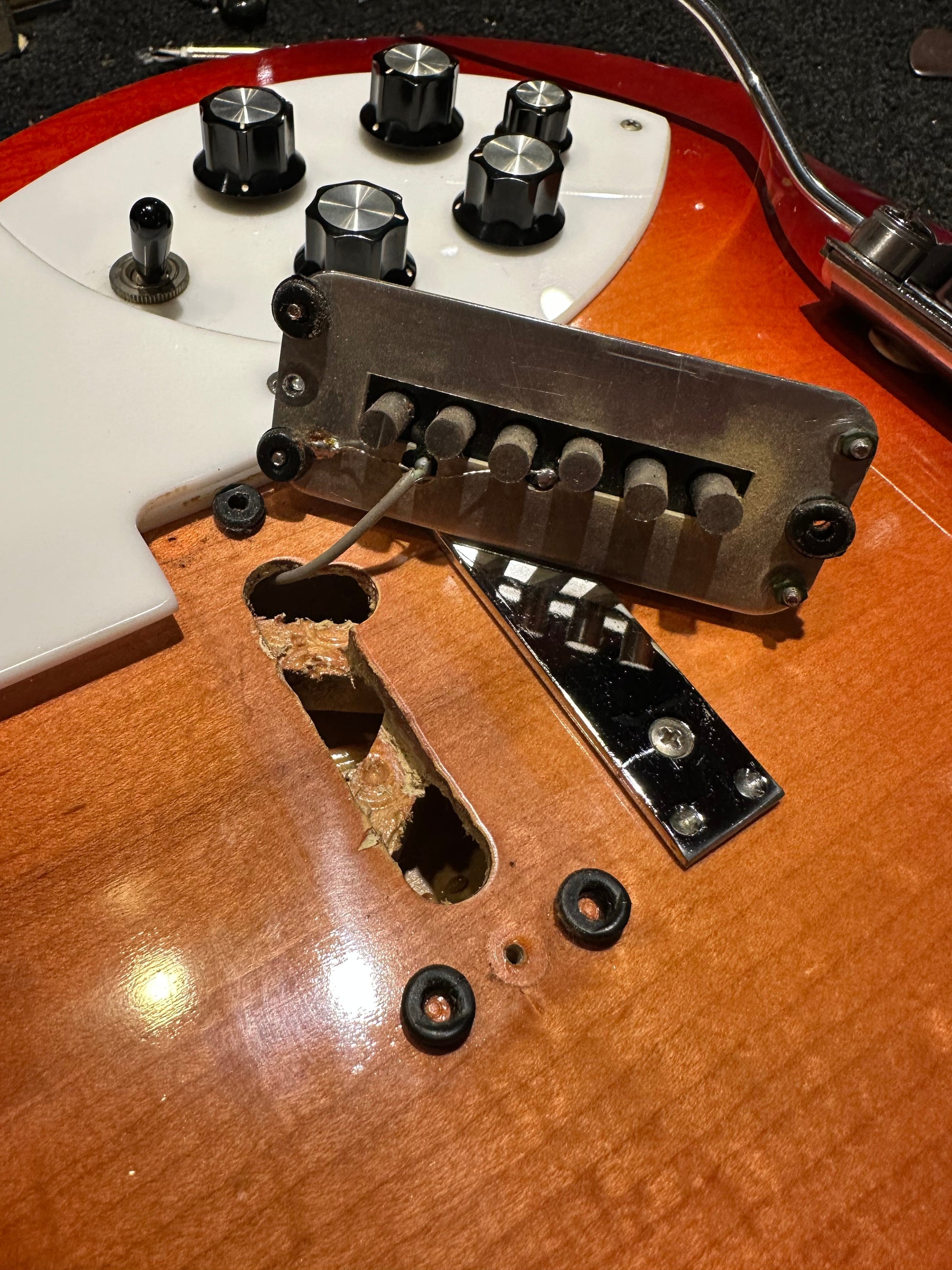Rickenbacker 330 w/Added Trem Fireglo 1966