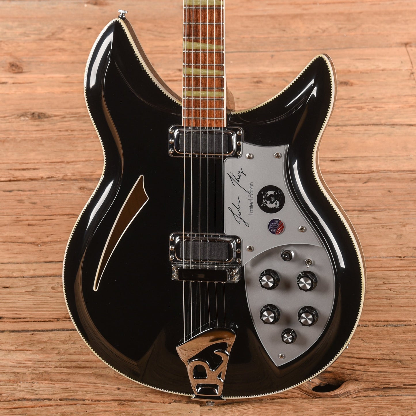 Rickenbacker 381-JK Jetglo 1992