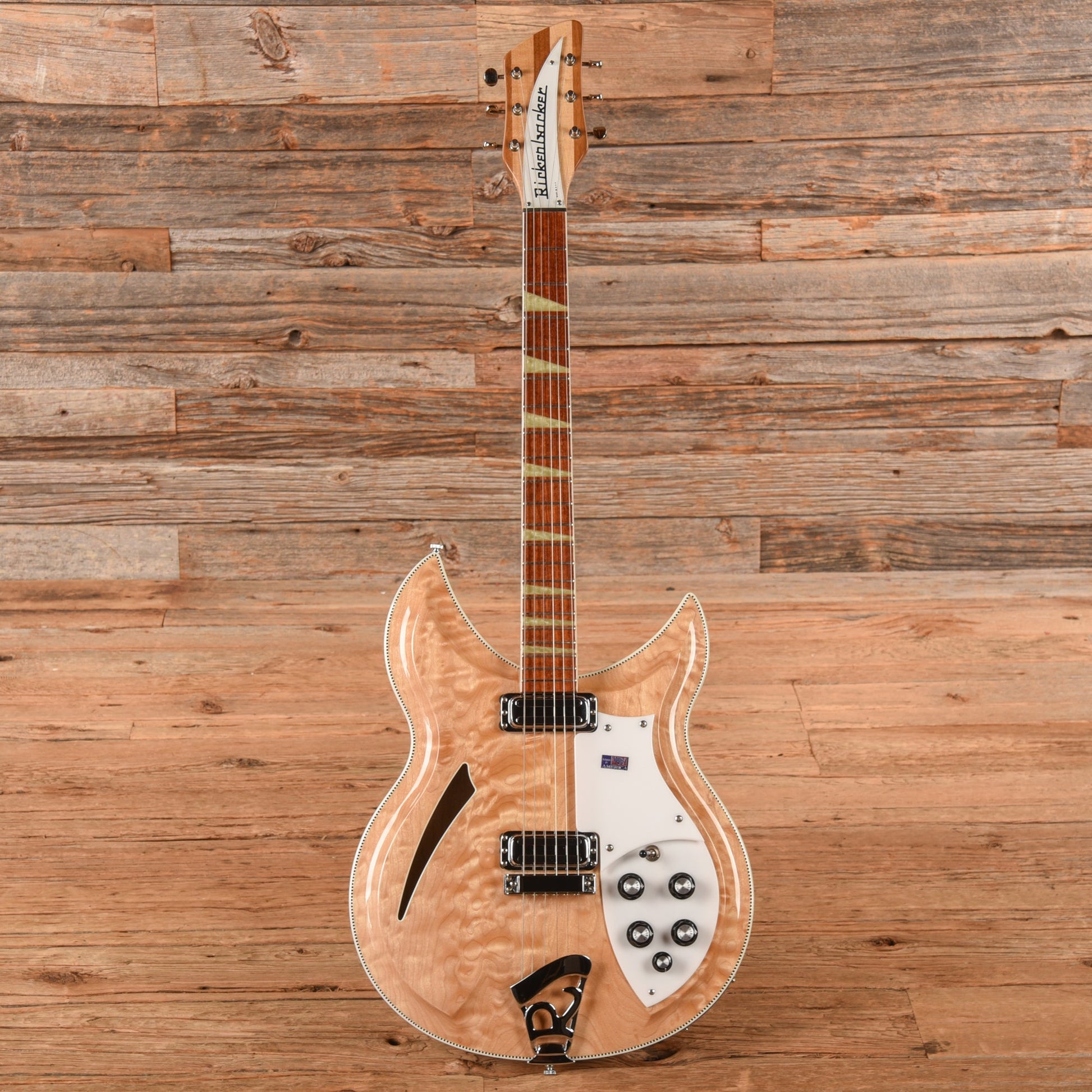 Rickenbacker 381V69 Carved Top Mapleglo 1998